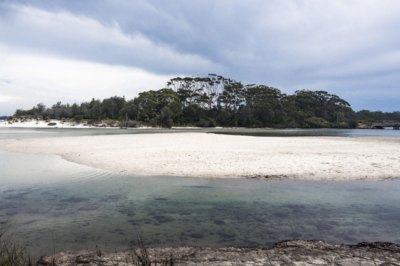 Moona Moona Huskisson