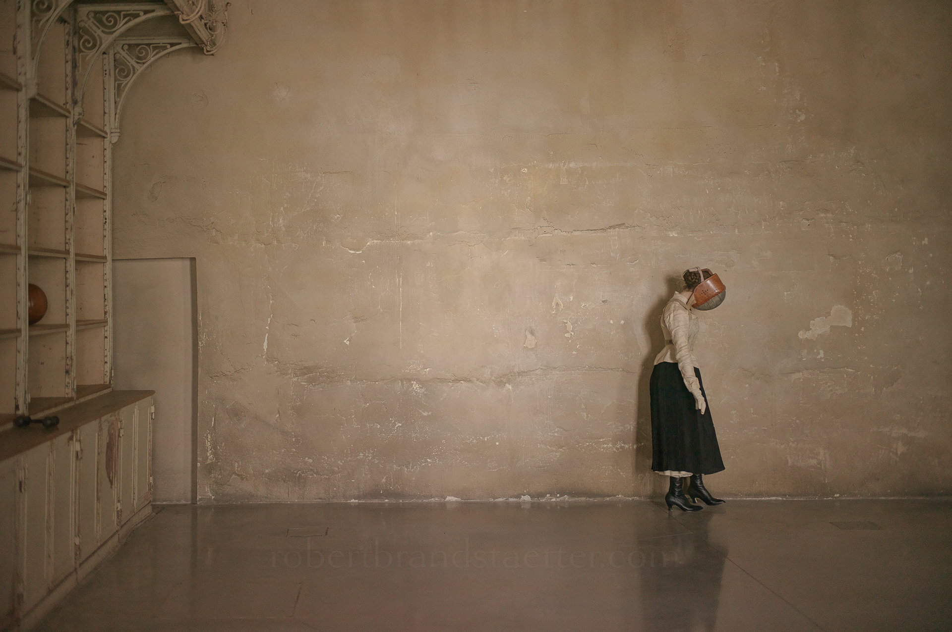 Vicky Krieps | Filmstill Corsage movie by Marie Kreutzer