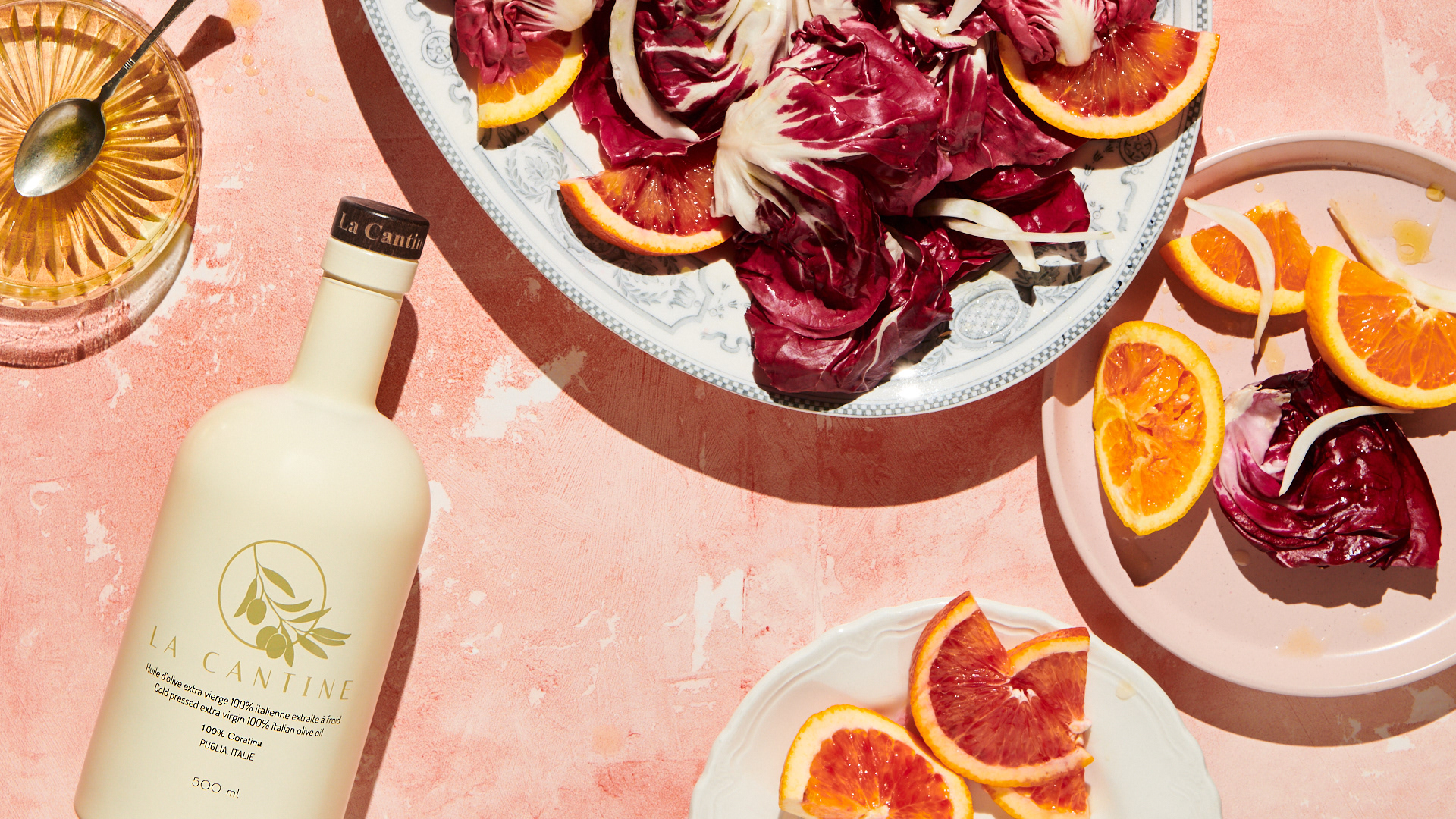 Kata Endrodi Montreal food and product photographer, minimalist lifestyle photography of a summer salad with radicchio, orange, fennel and olive oil