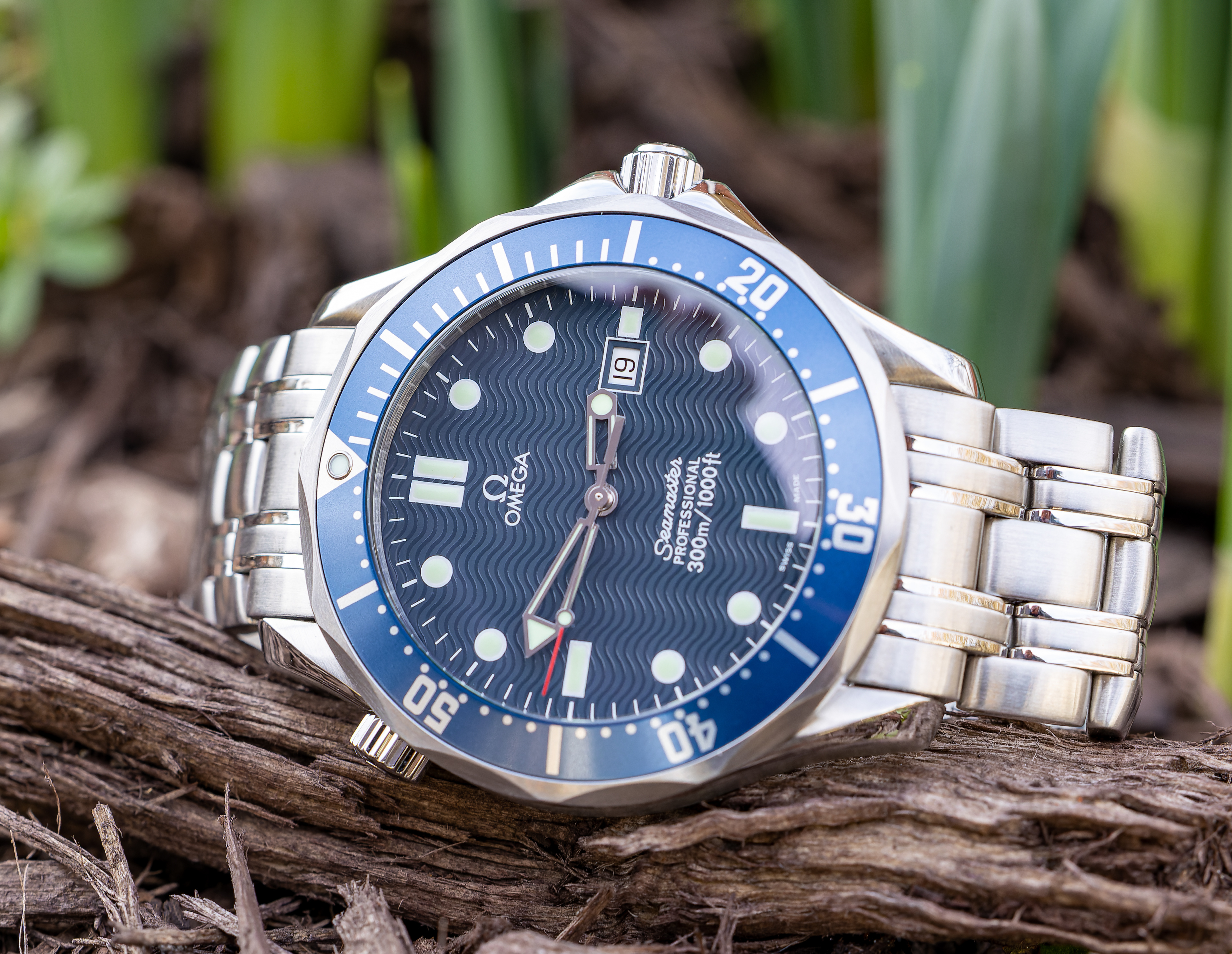 Omega Seamaster Diver 300M 007 GoldenEye