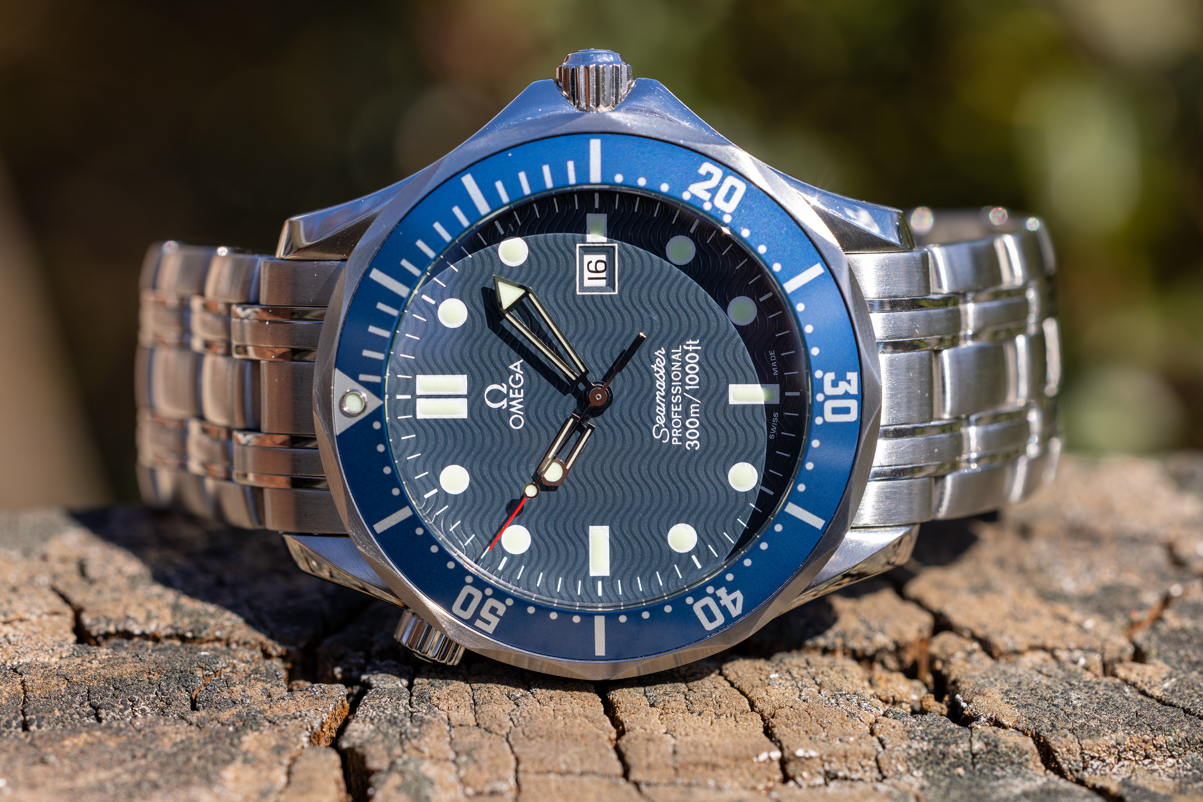 Omega Seamaster Diver 300M 007 GoldenEye