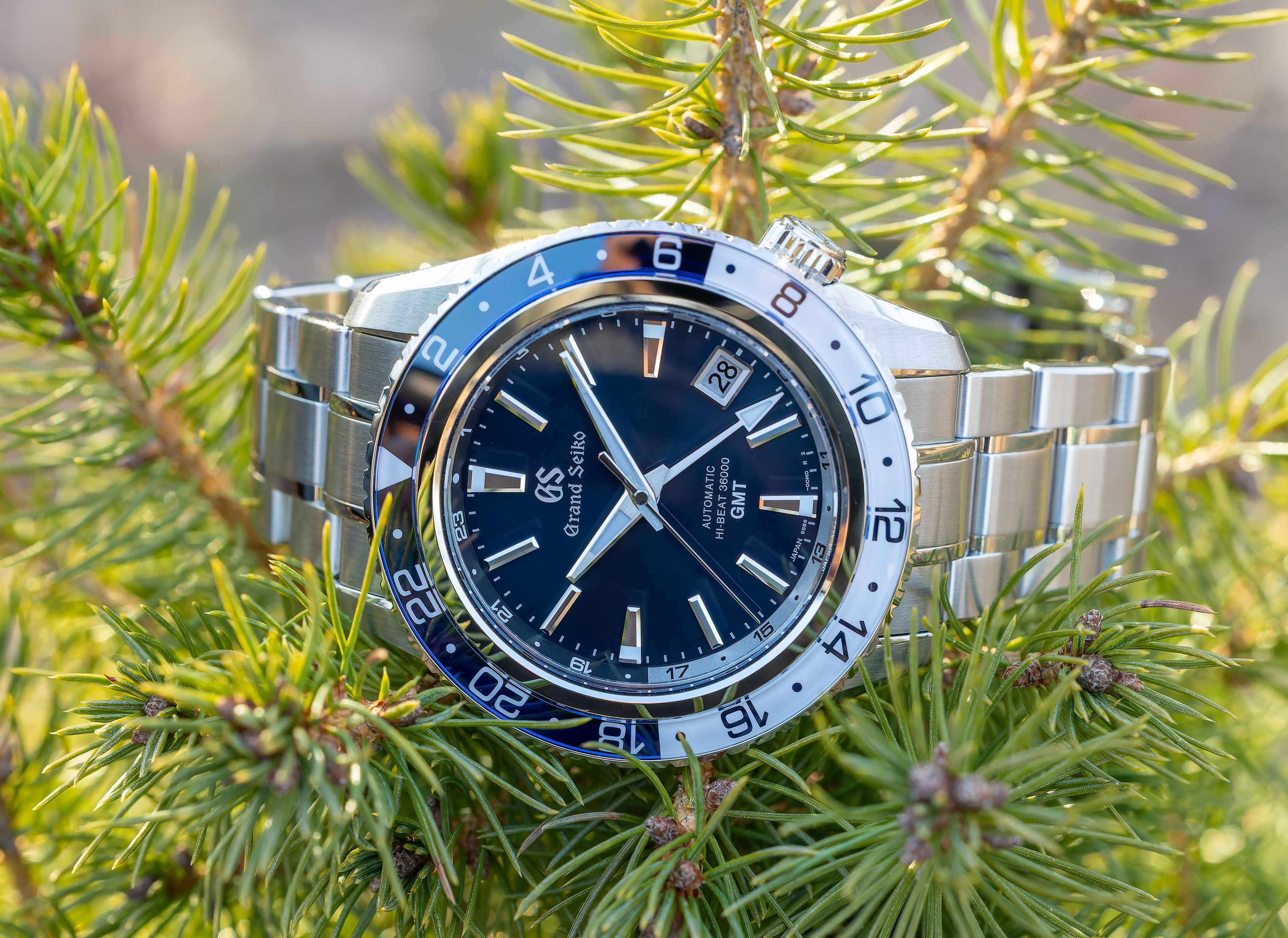 Grand Seiko GMT SBGJ237