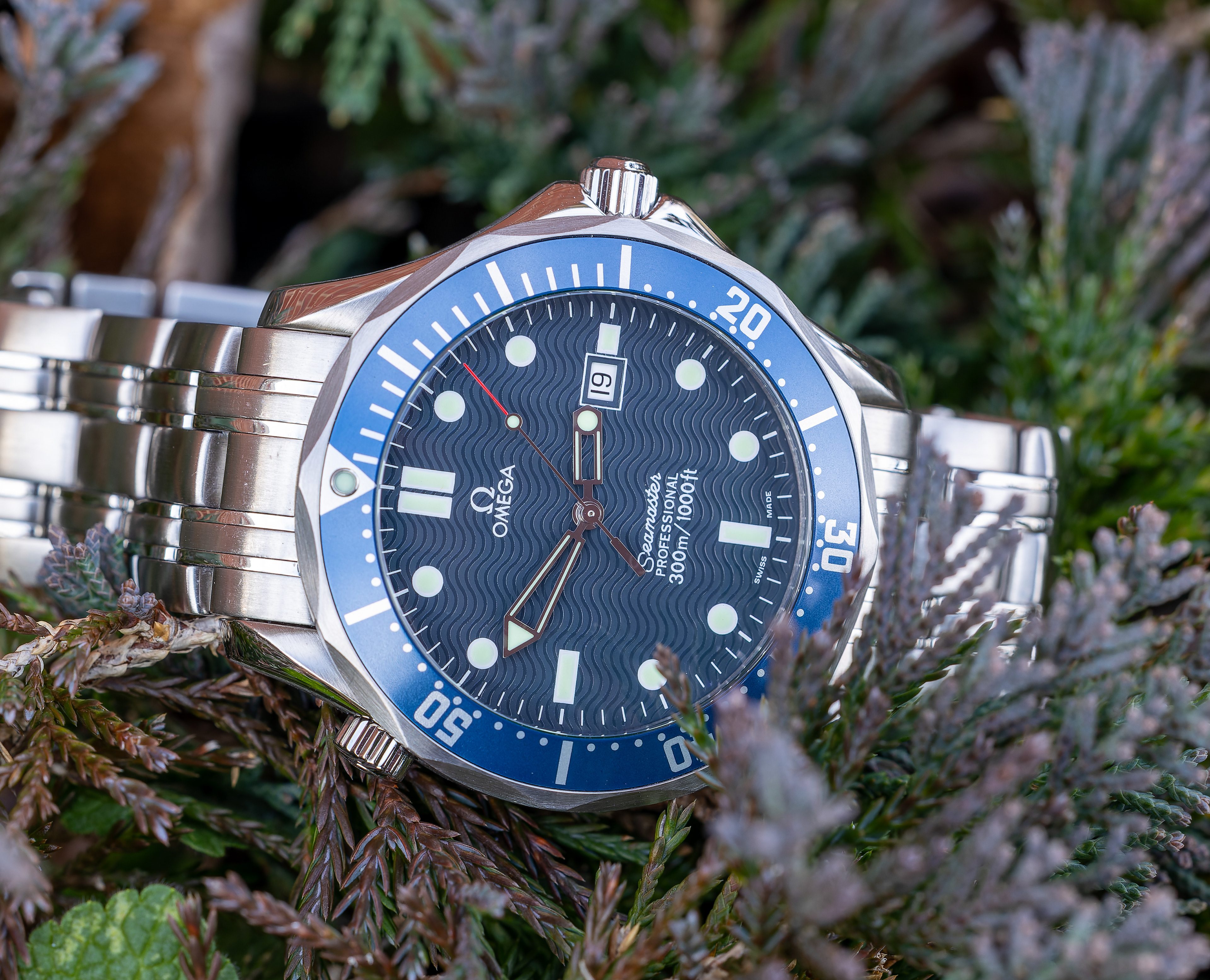 Omega Seamaster Diver 300M 007 GoldenEye