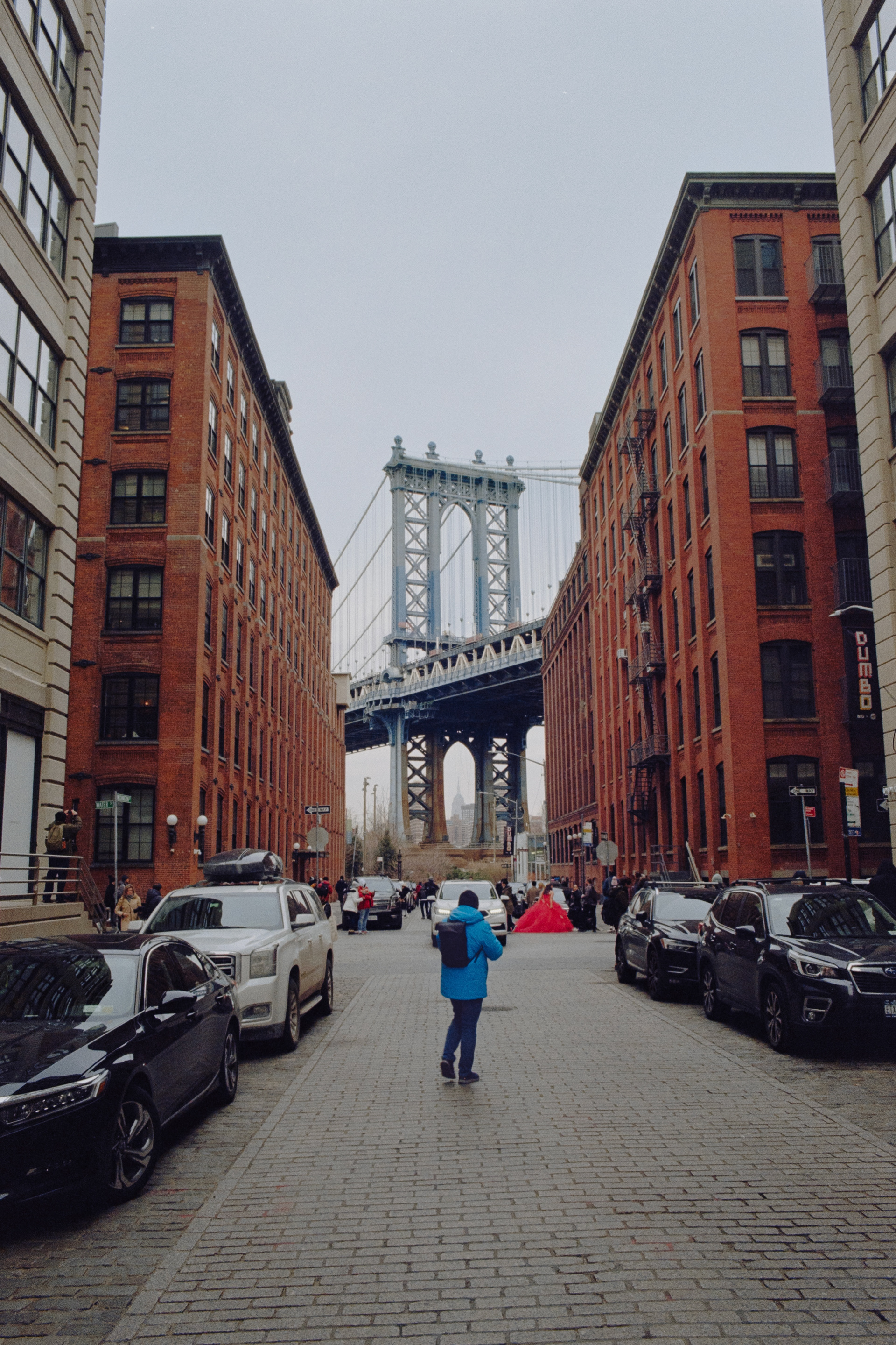 Photoshoots at the Dumbo Manhattan Bridge View