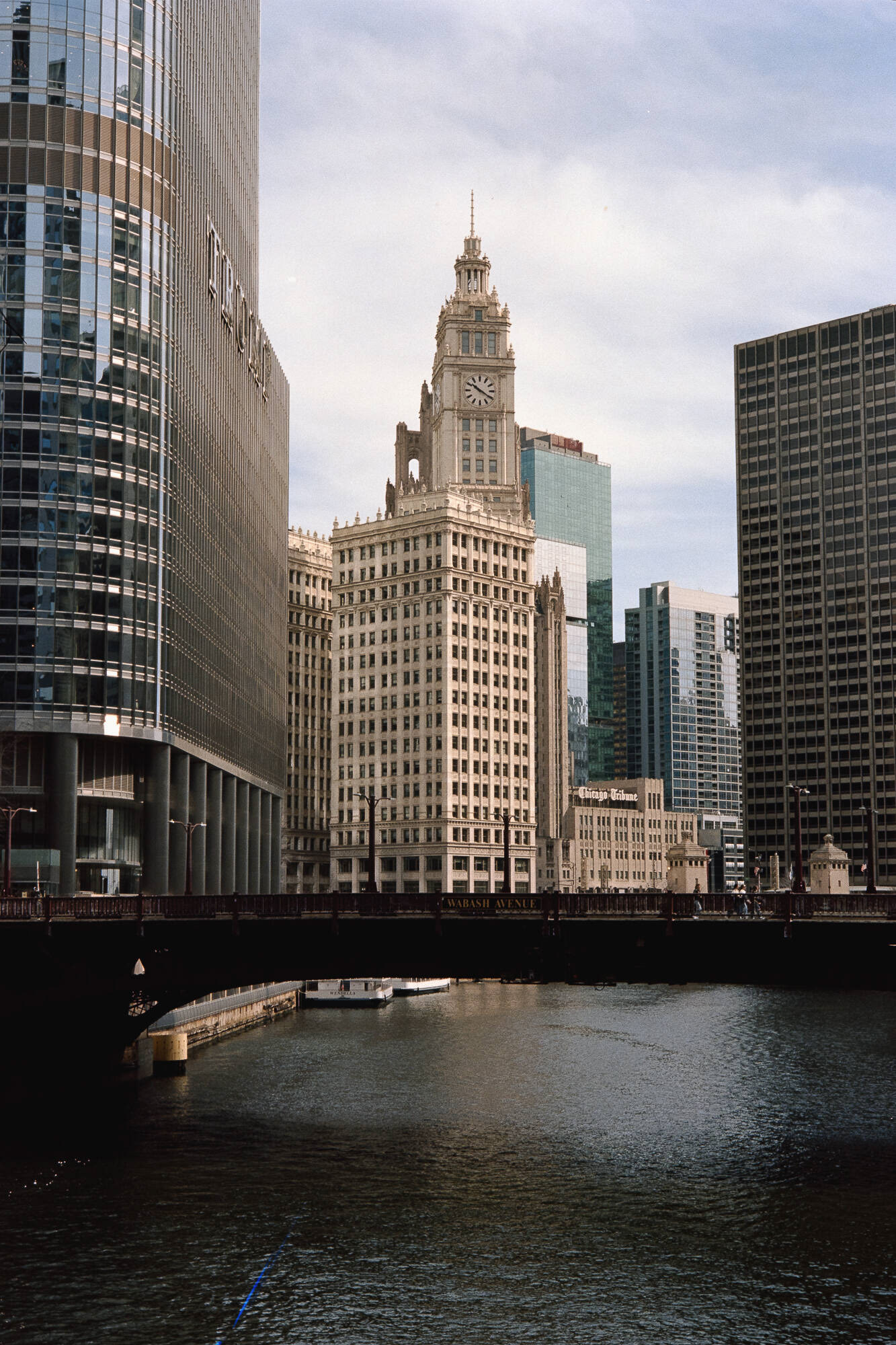 Wabash Ave. || Kodak Portra 160