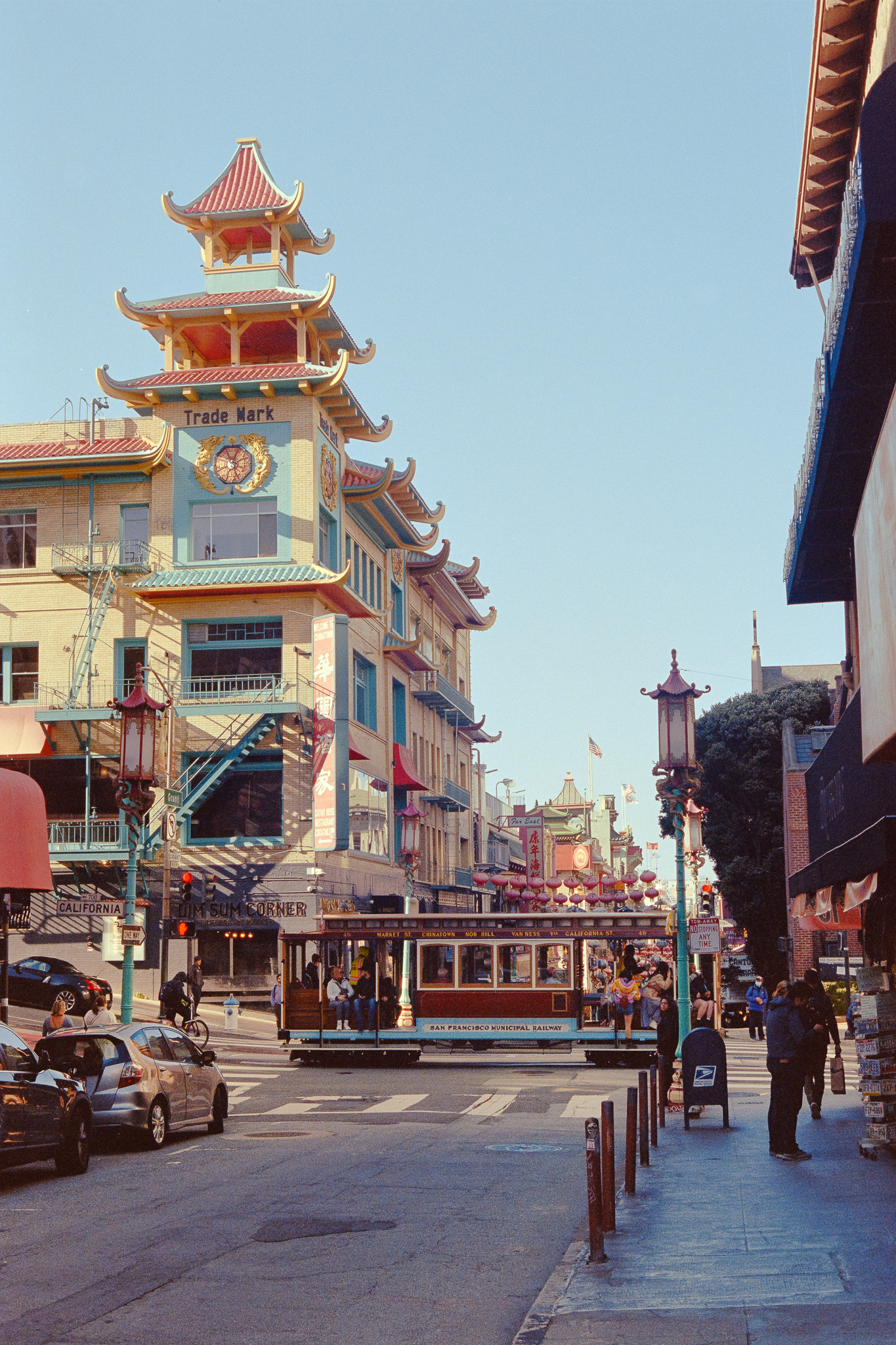 Cable Car Stop in Chinatown