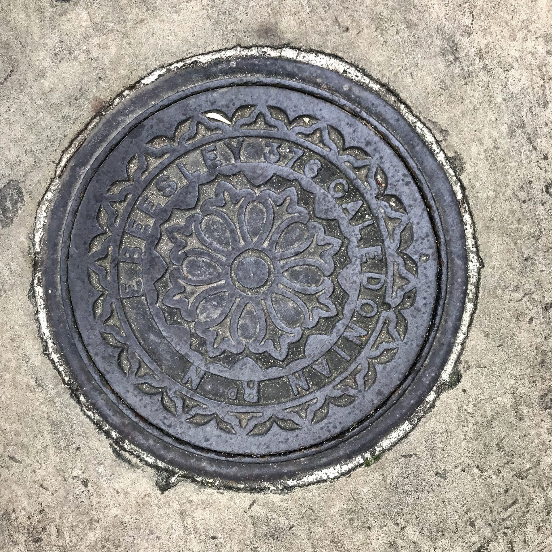 E Beesley, 376 Caledonian Rd N