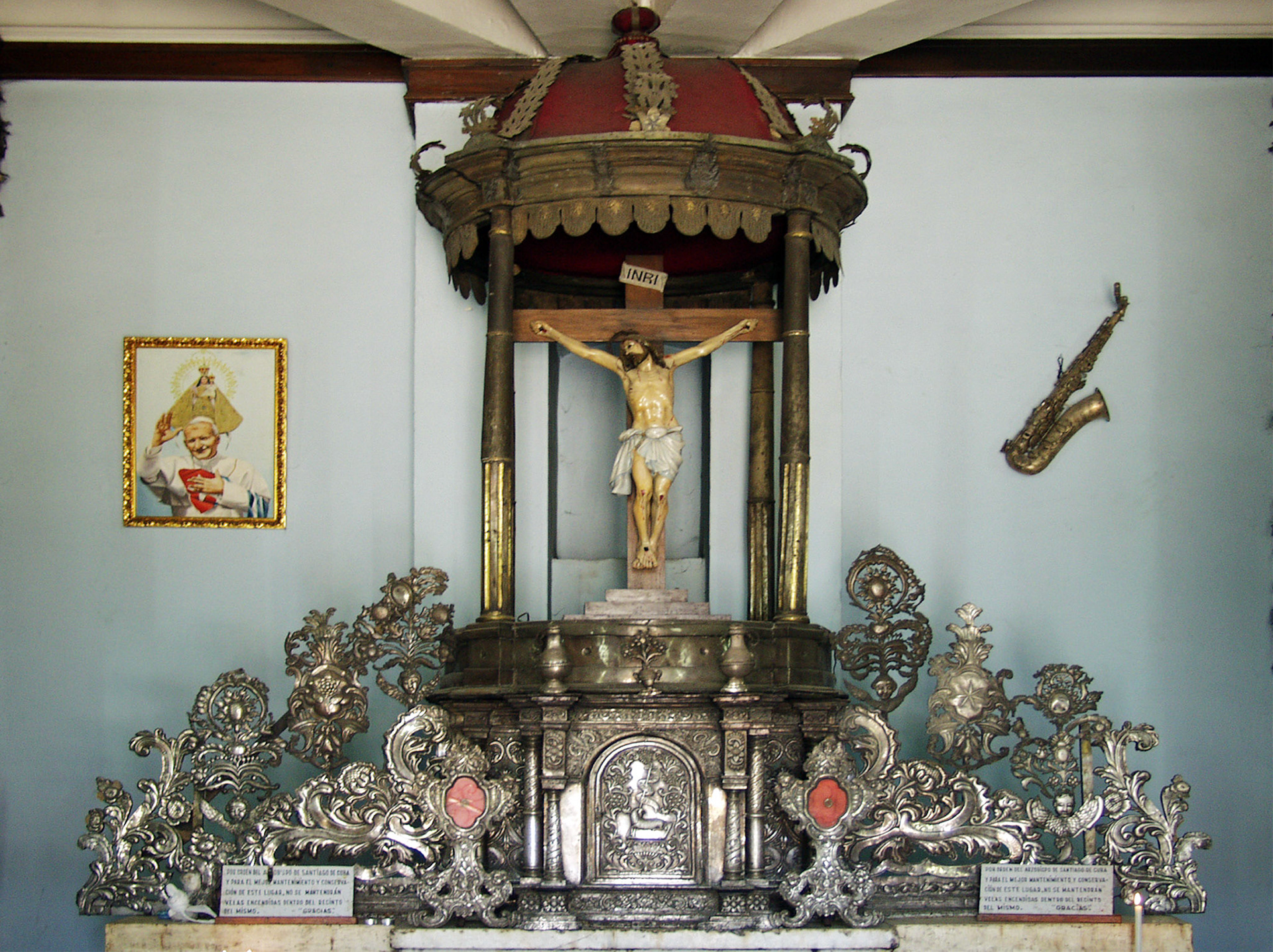 Faith and music, Santiago de Cuba