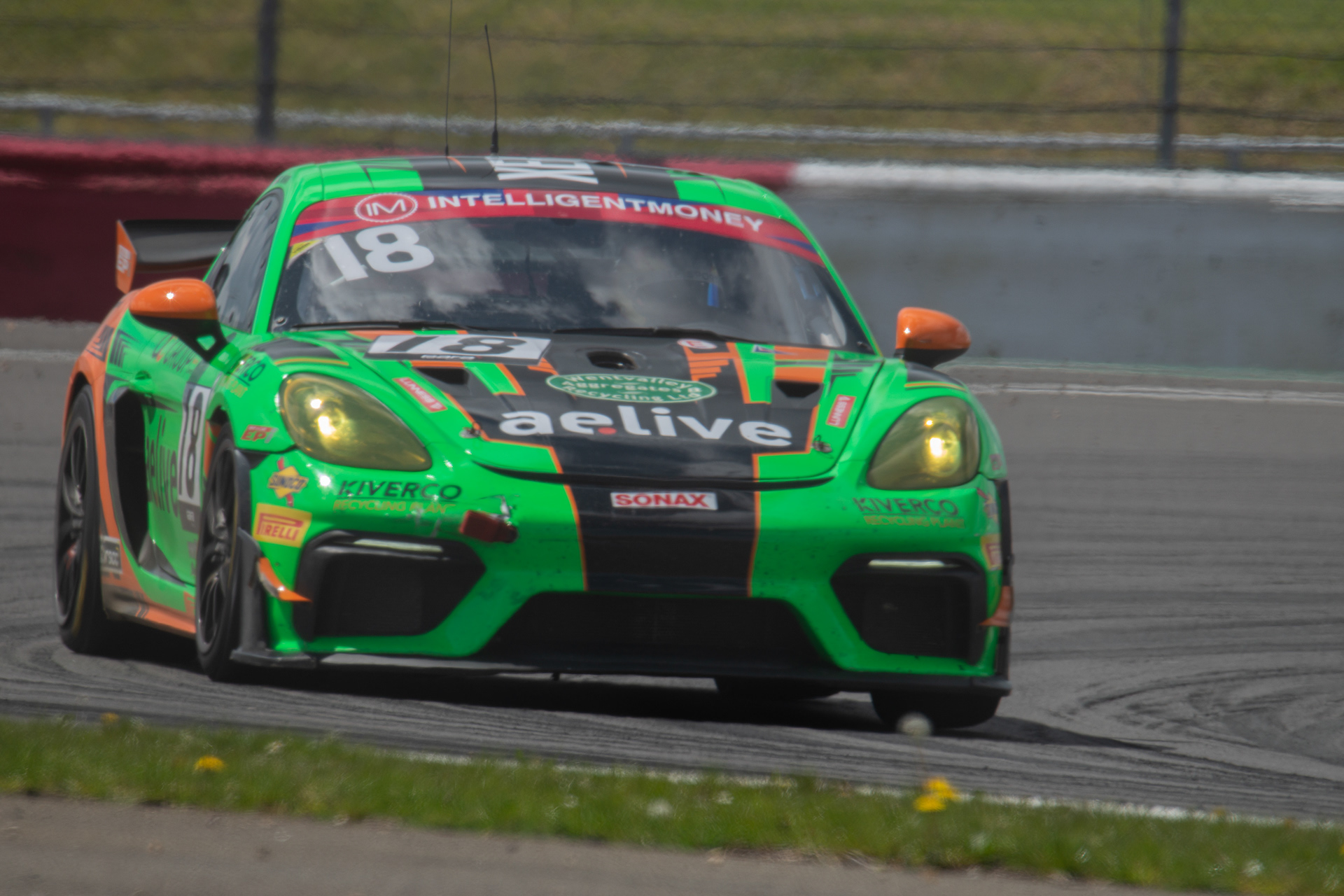 Team Parker Racing #18