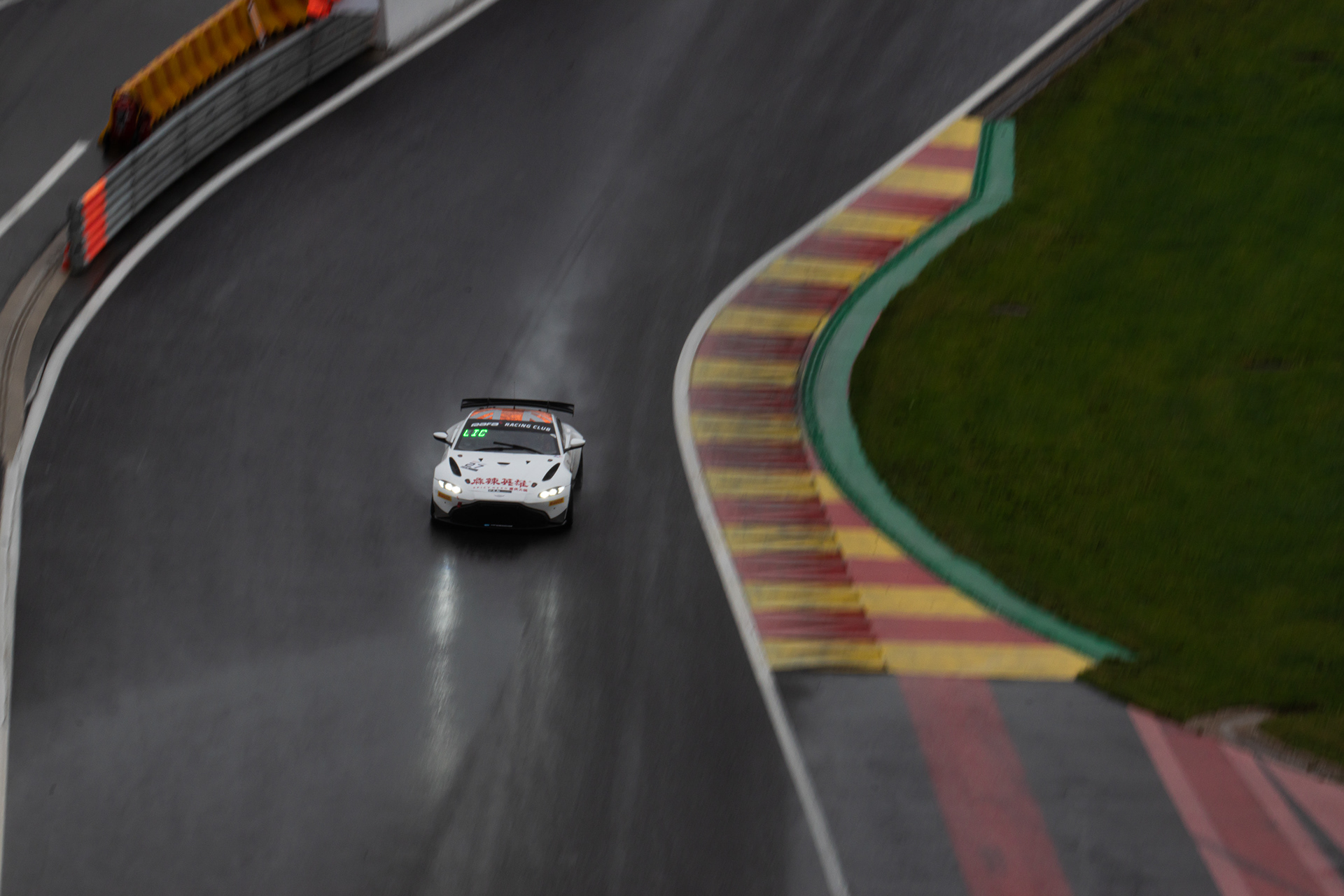 European GT4 ┊Newbridge Motorsport┊ #27