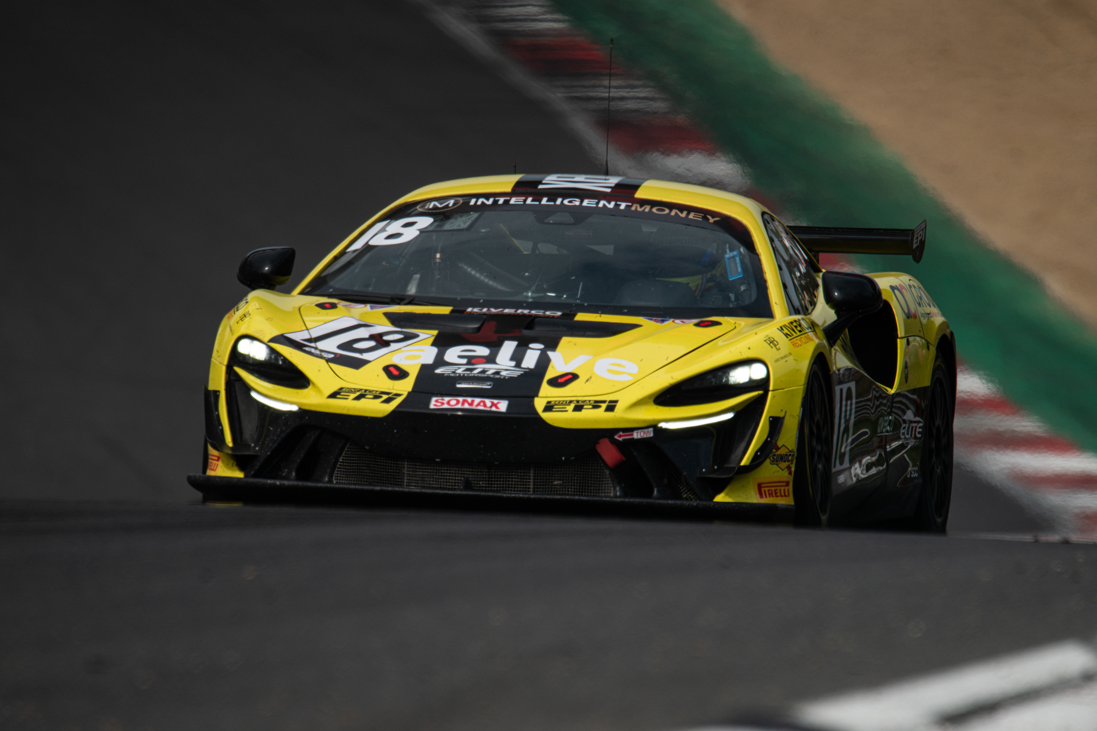 Elite Motorsport | Team Parker Racing | #18