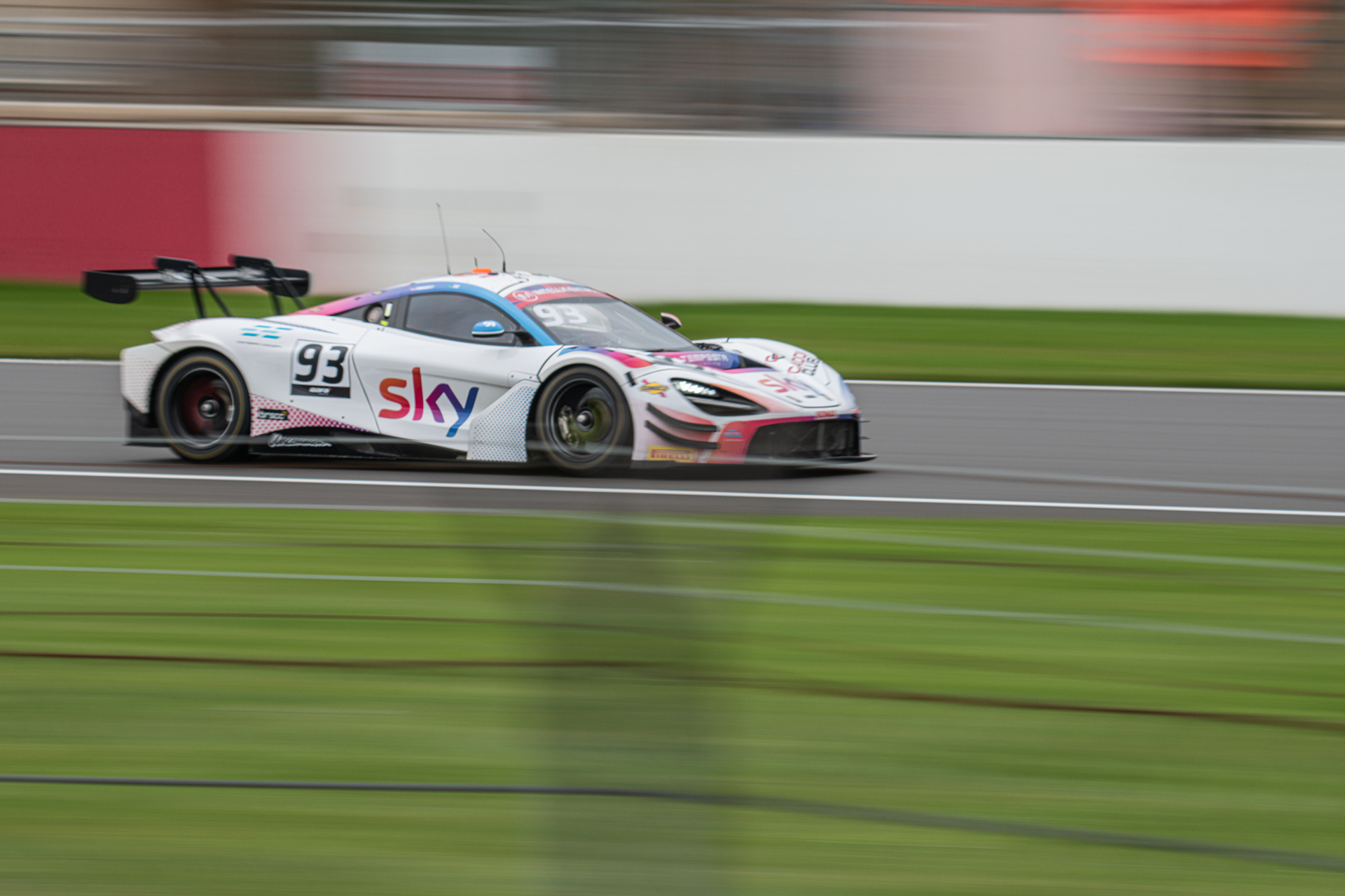 Sky Tempesta Racing #93