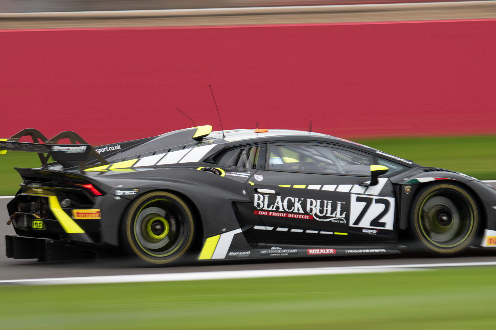 Barwell Motorsport #72
