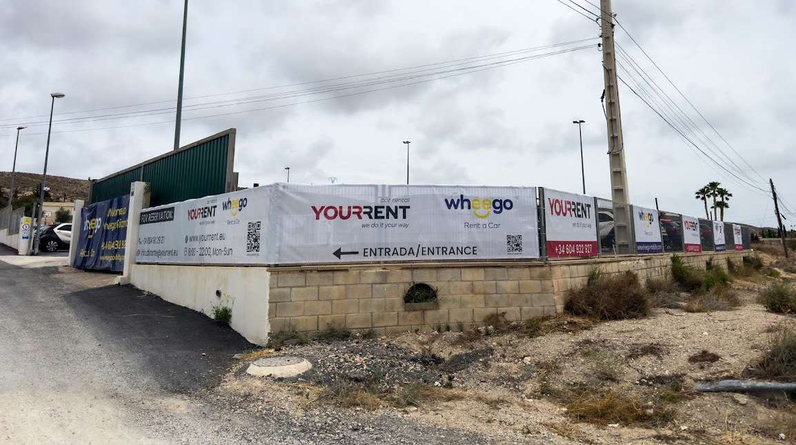 Projekt banerów dla "Yourrent" oraz "Wheego" dla oddziału w Alicante. Firmy specjalizują się w wynajmie samochodów.