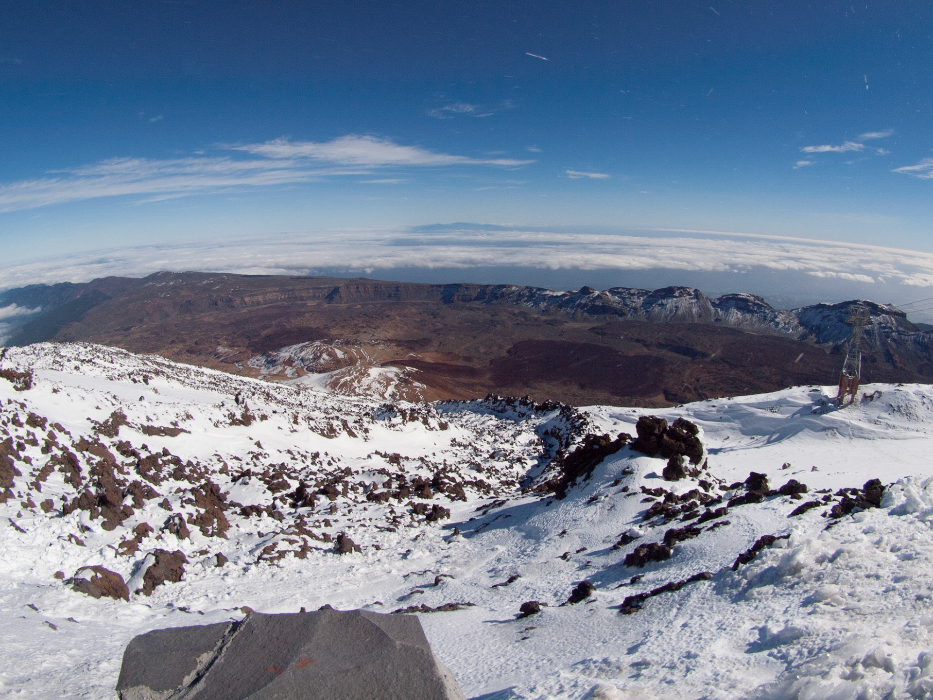 Ausblick vom der Bergstation der Seilbahn (Höhe ca. 3.500m).