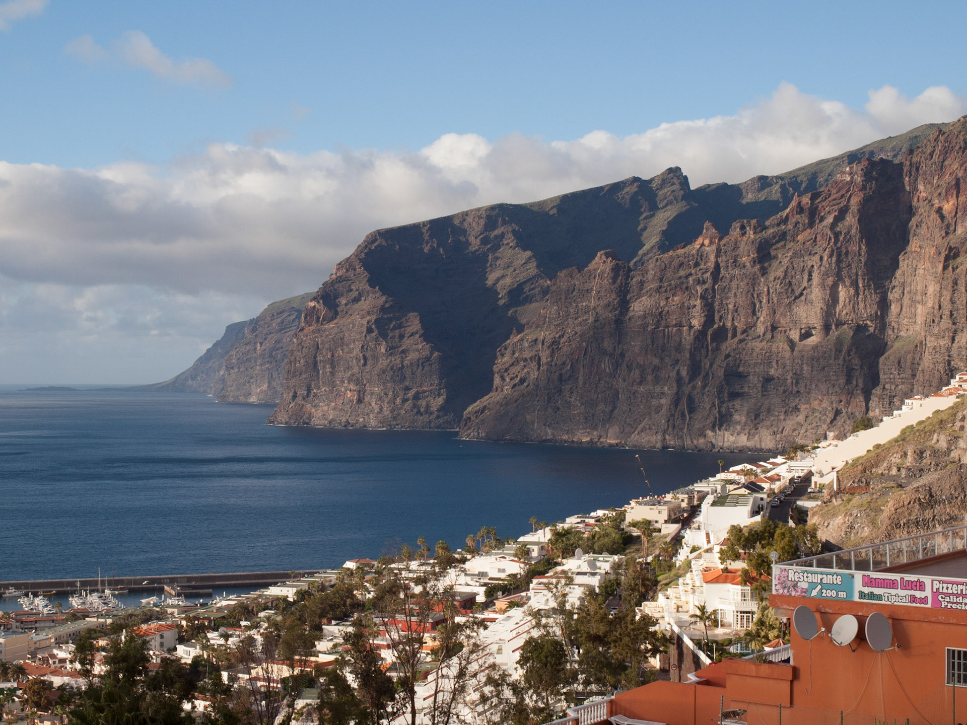 Los Gigantes