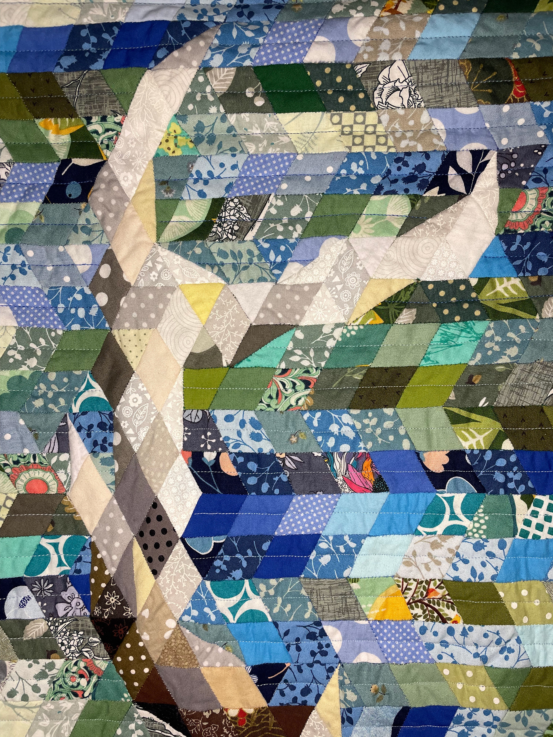 Close up detail of patchwork pattern stag antler made from epp diamonds.