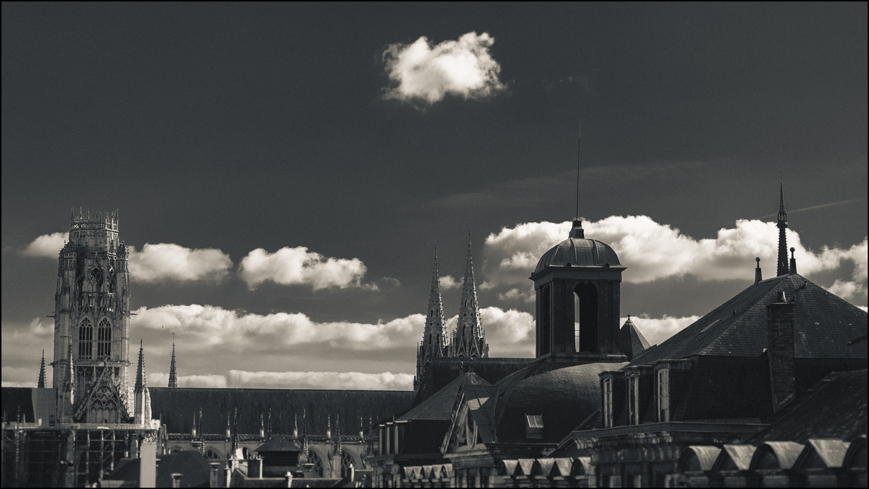 Rouen, Nuages