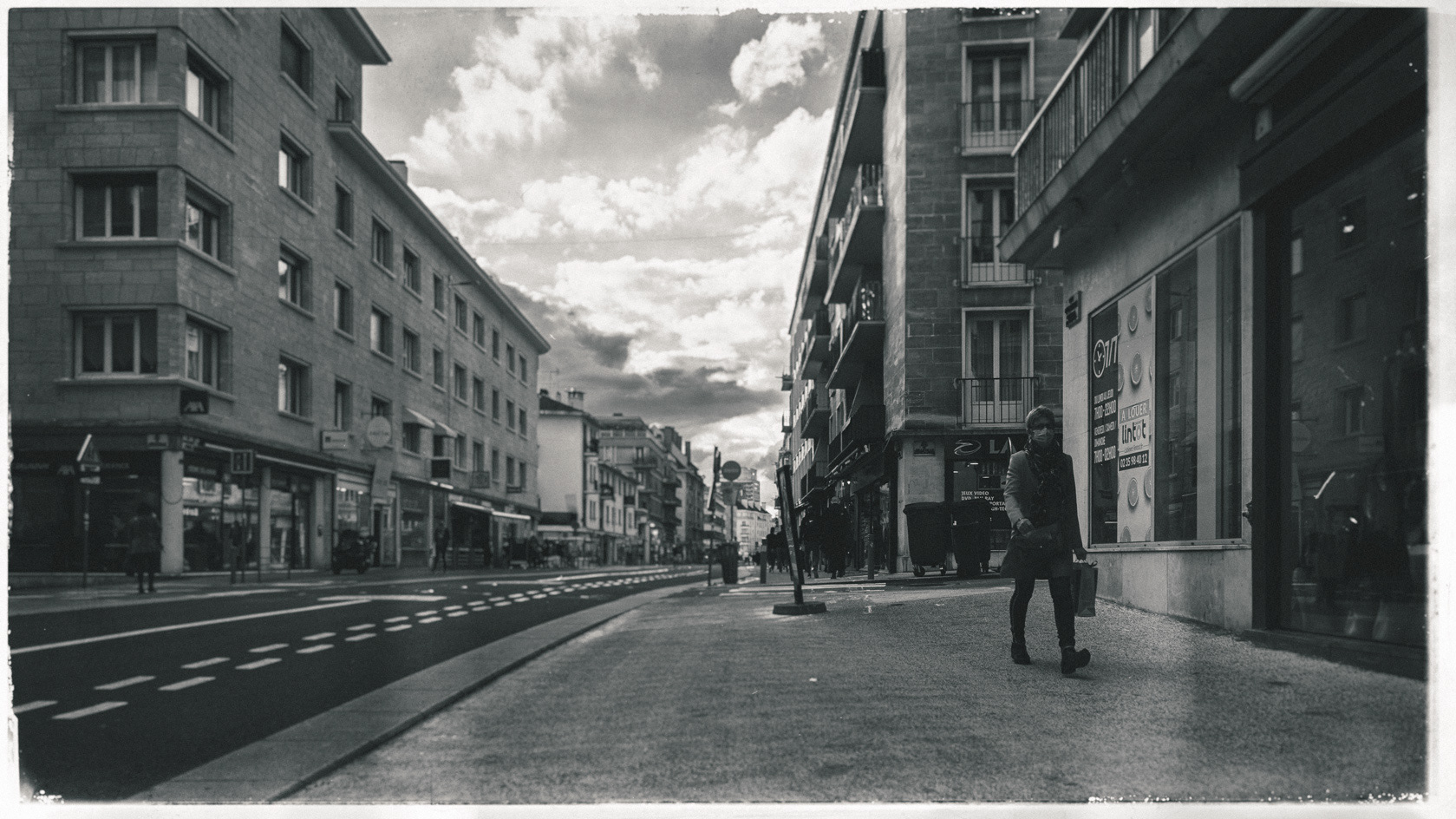Rouen, Confiné