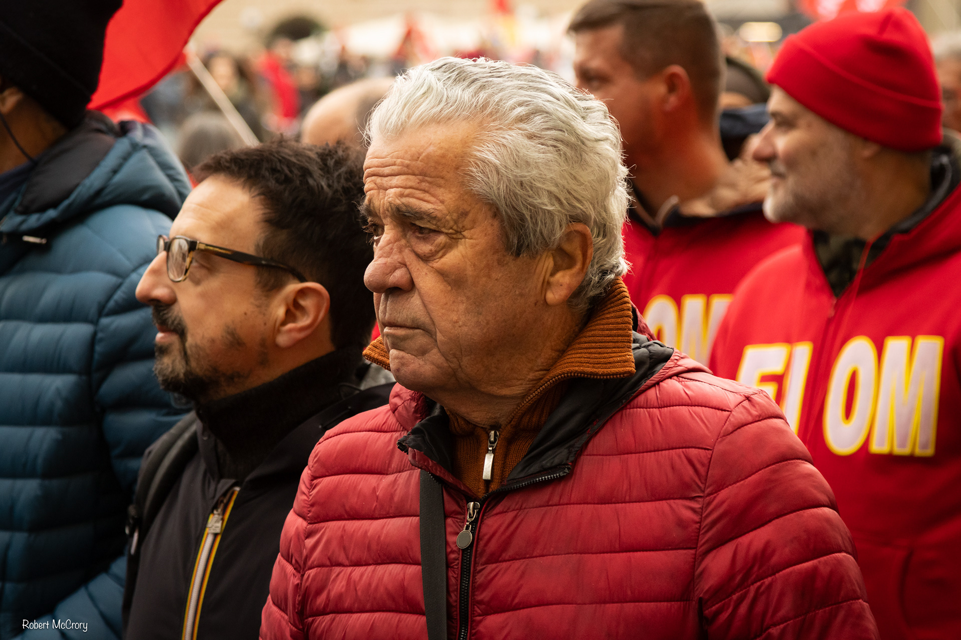 Italian man on strike, Firenze, Italia,  livinginthelens.co.uk