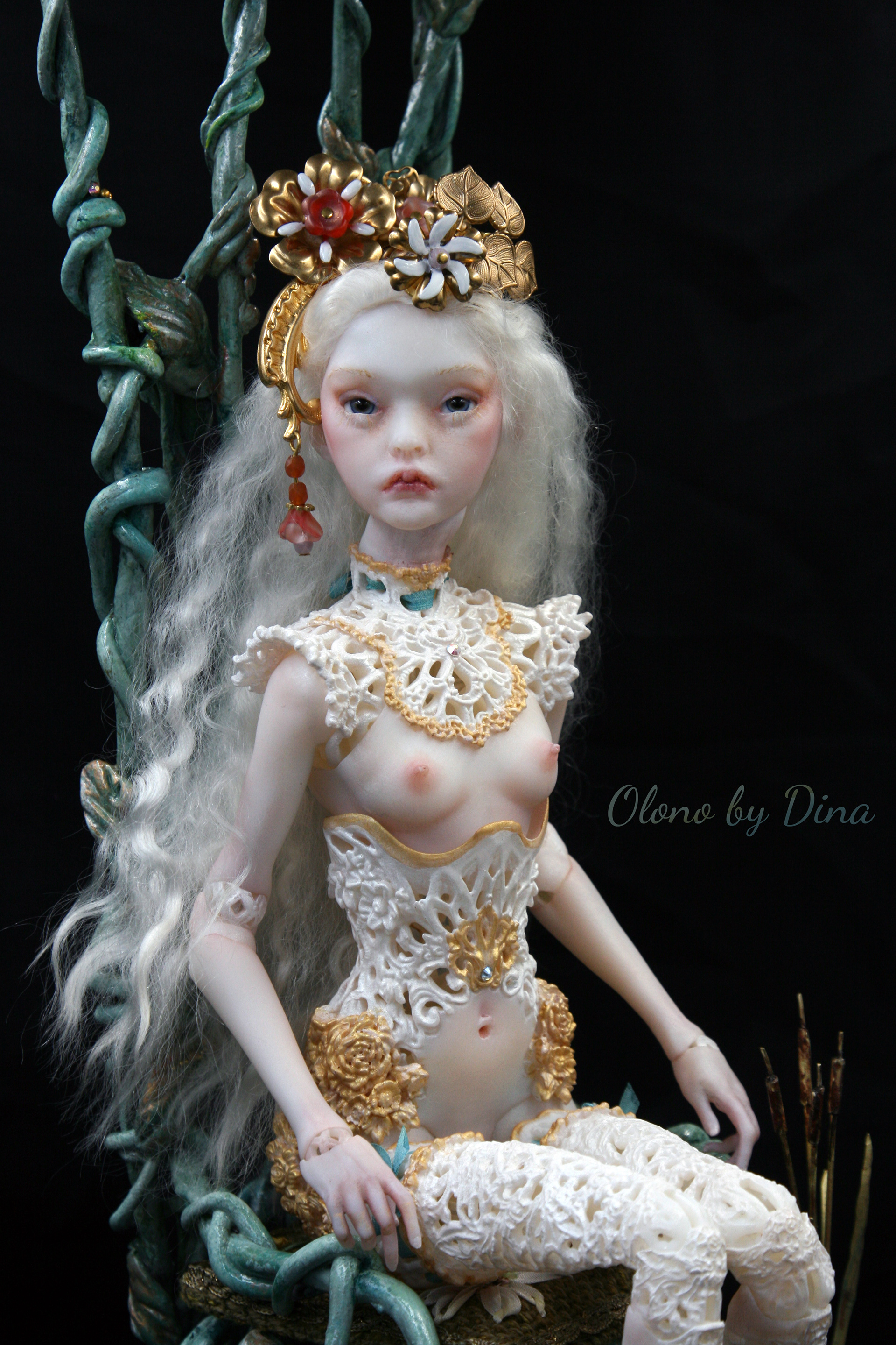 Olono - resin by Marmite Sue
