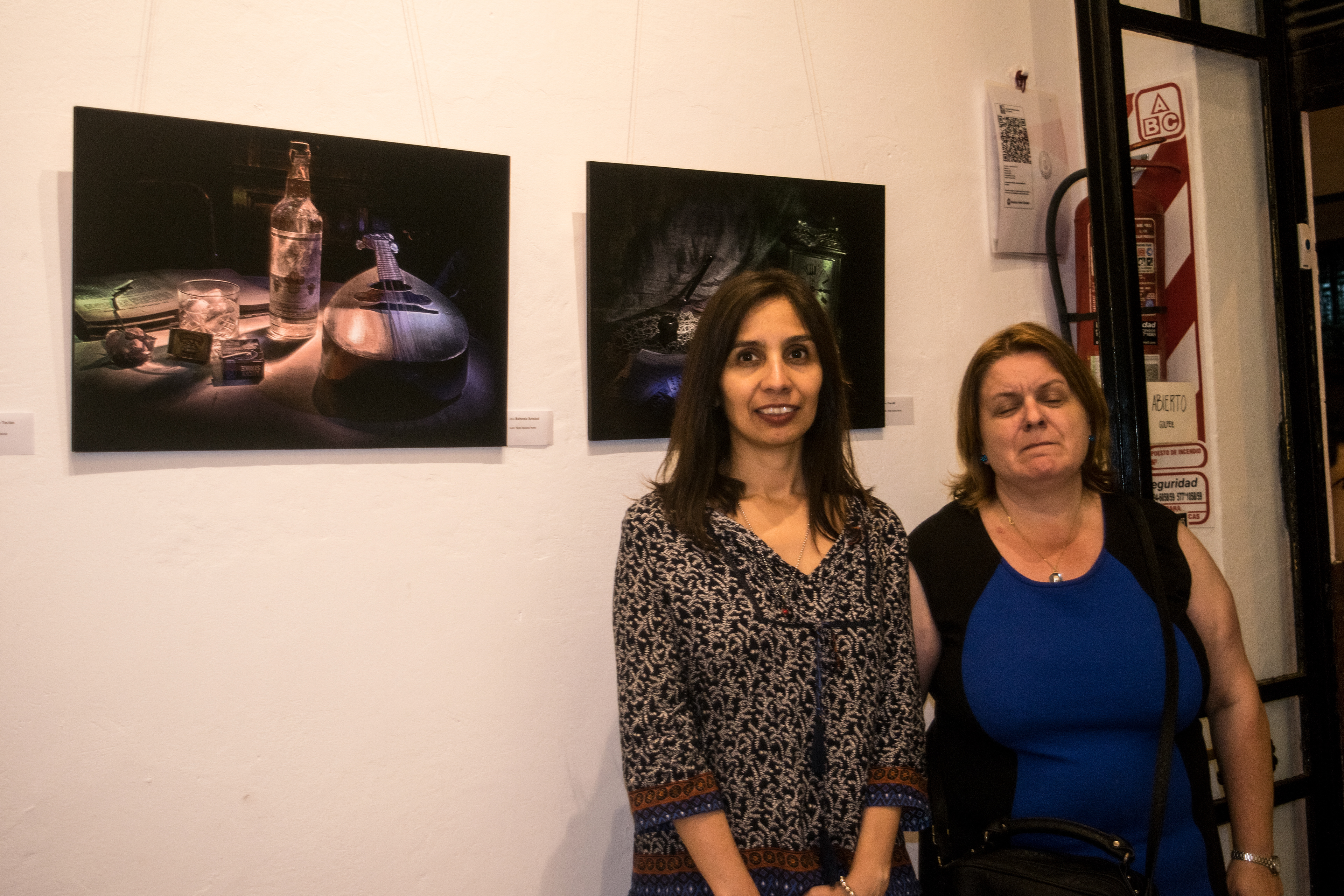 Mónica en la inauguración