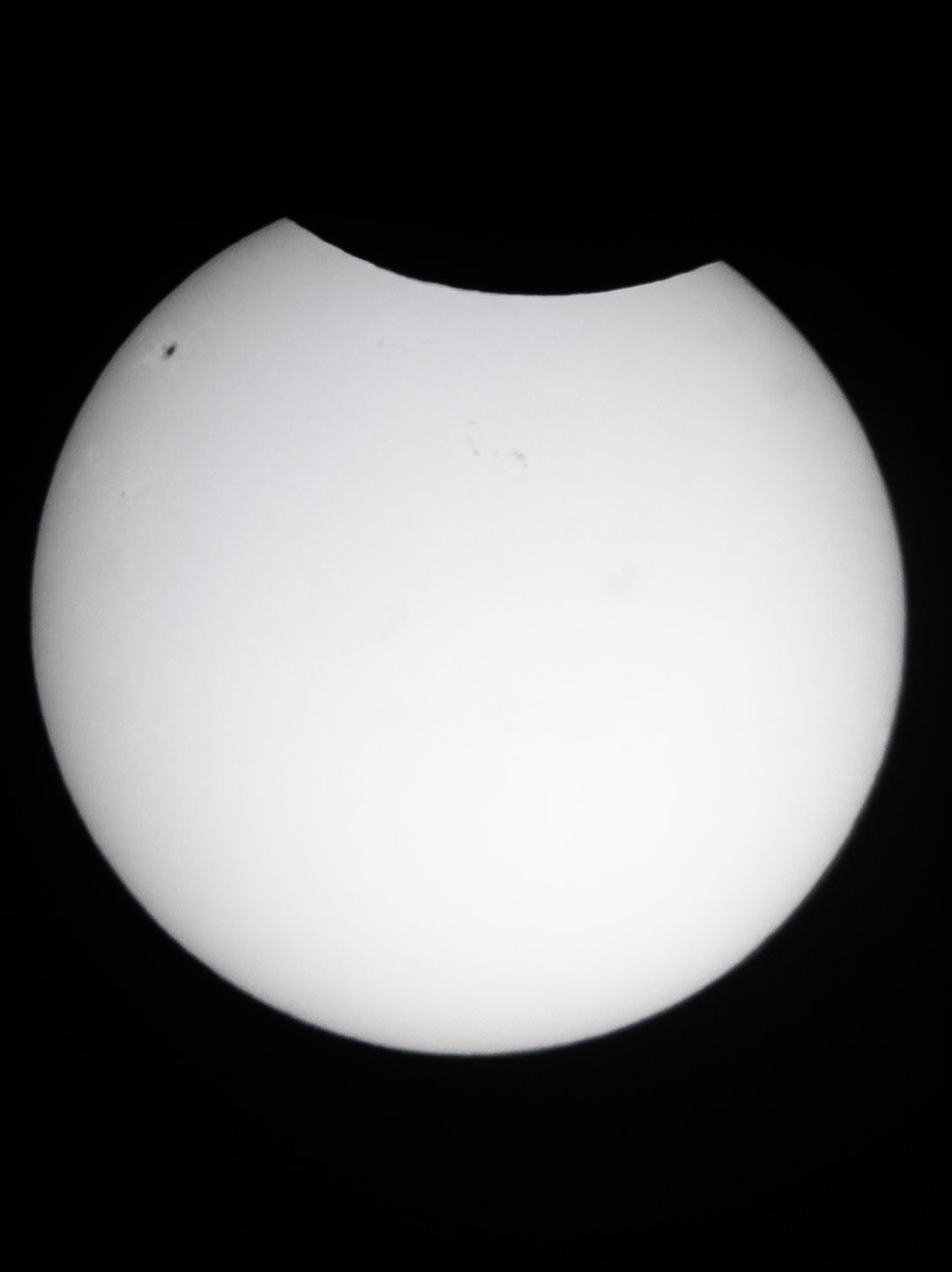 Sun (Samsung S22 + AstroSolar 200)