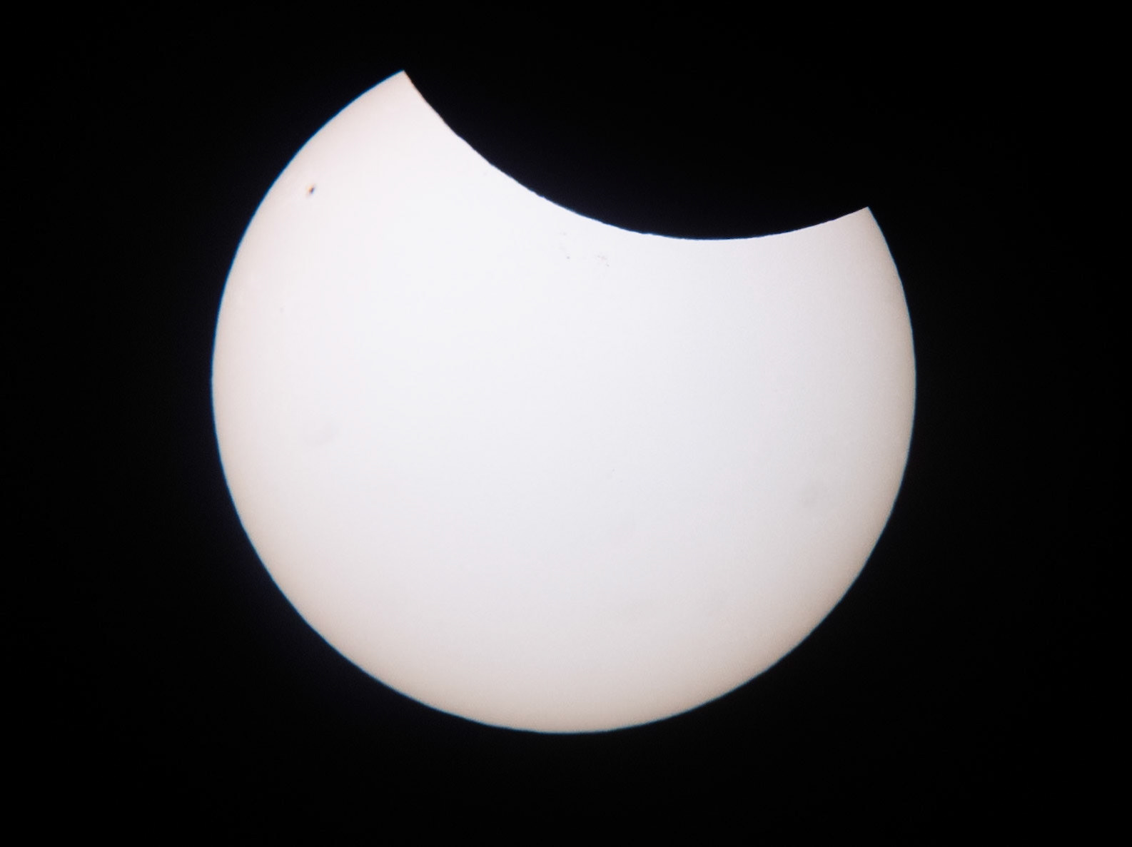 Sun (Samsung S22 + AstroSolar 200)