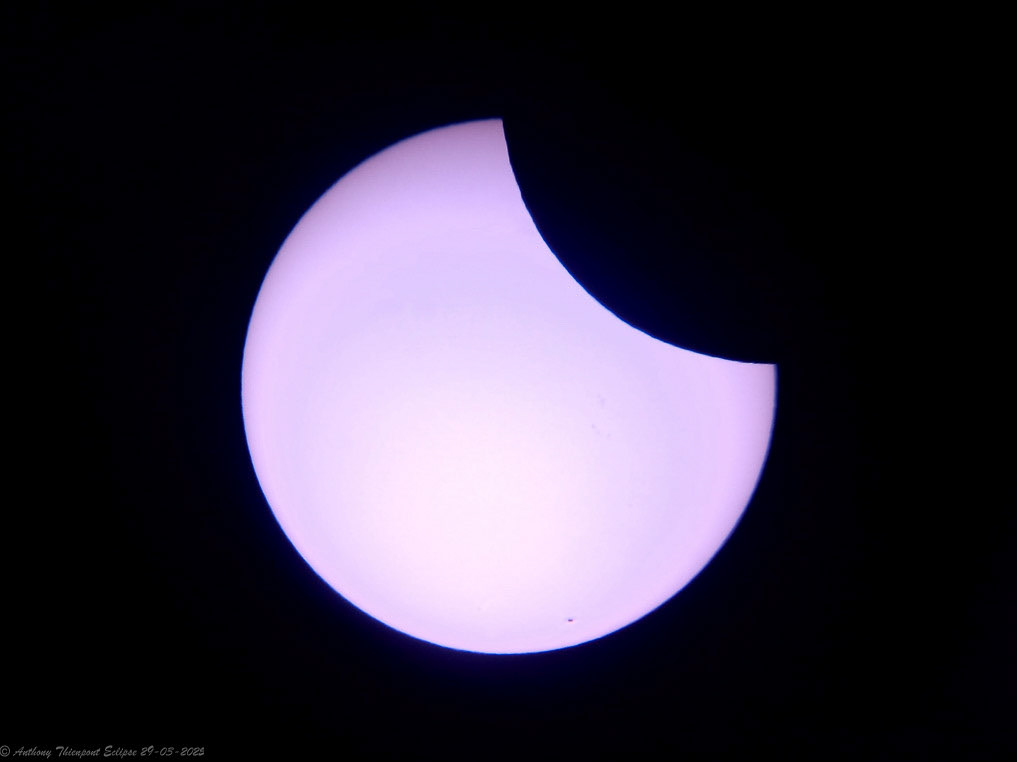 Sun (Samsung S22 + AstroSolar 200)