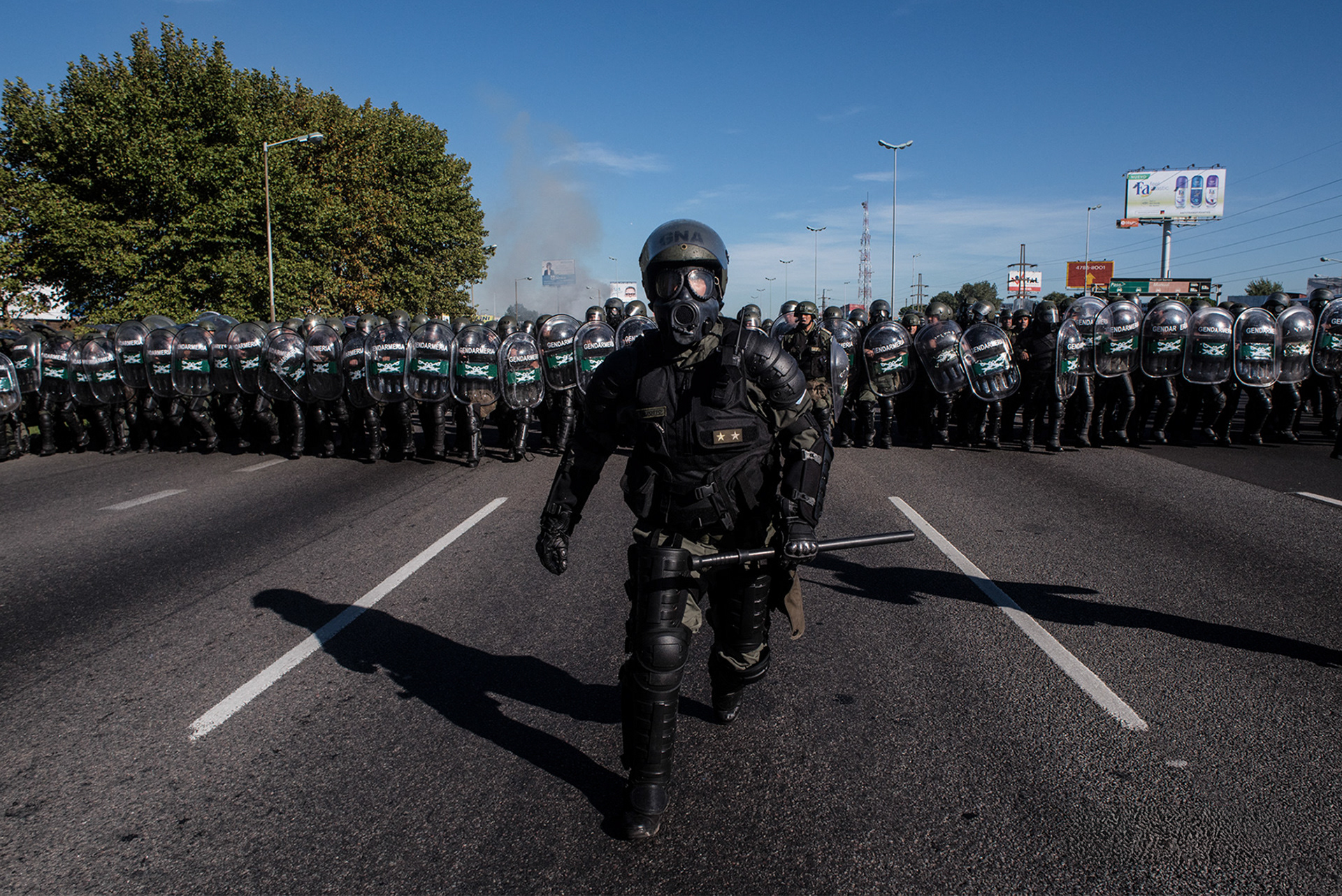 Gendarmería nacional minutos antes de reprimir a partidos de izquierda sobre Panamericana