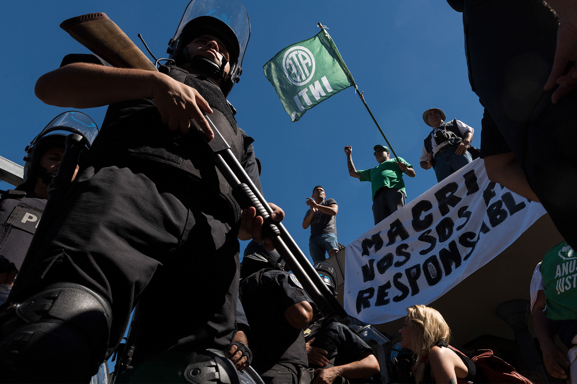 Protesta de trabajadores del INTI por despidos durante la presidencia de Mauricio Macri