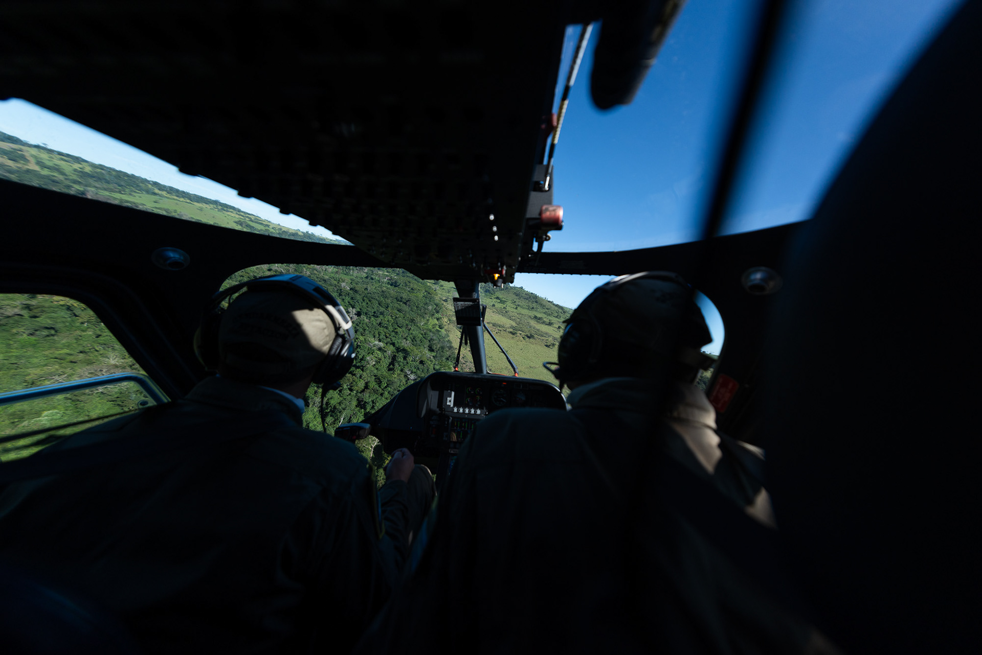 Rumbo al marihuanal a tan solo 10 km del aeropuerto de Pedro Caballero