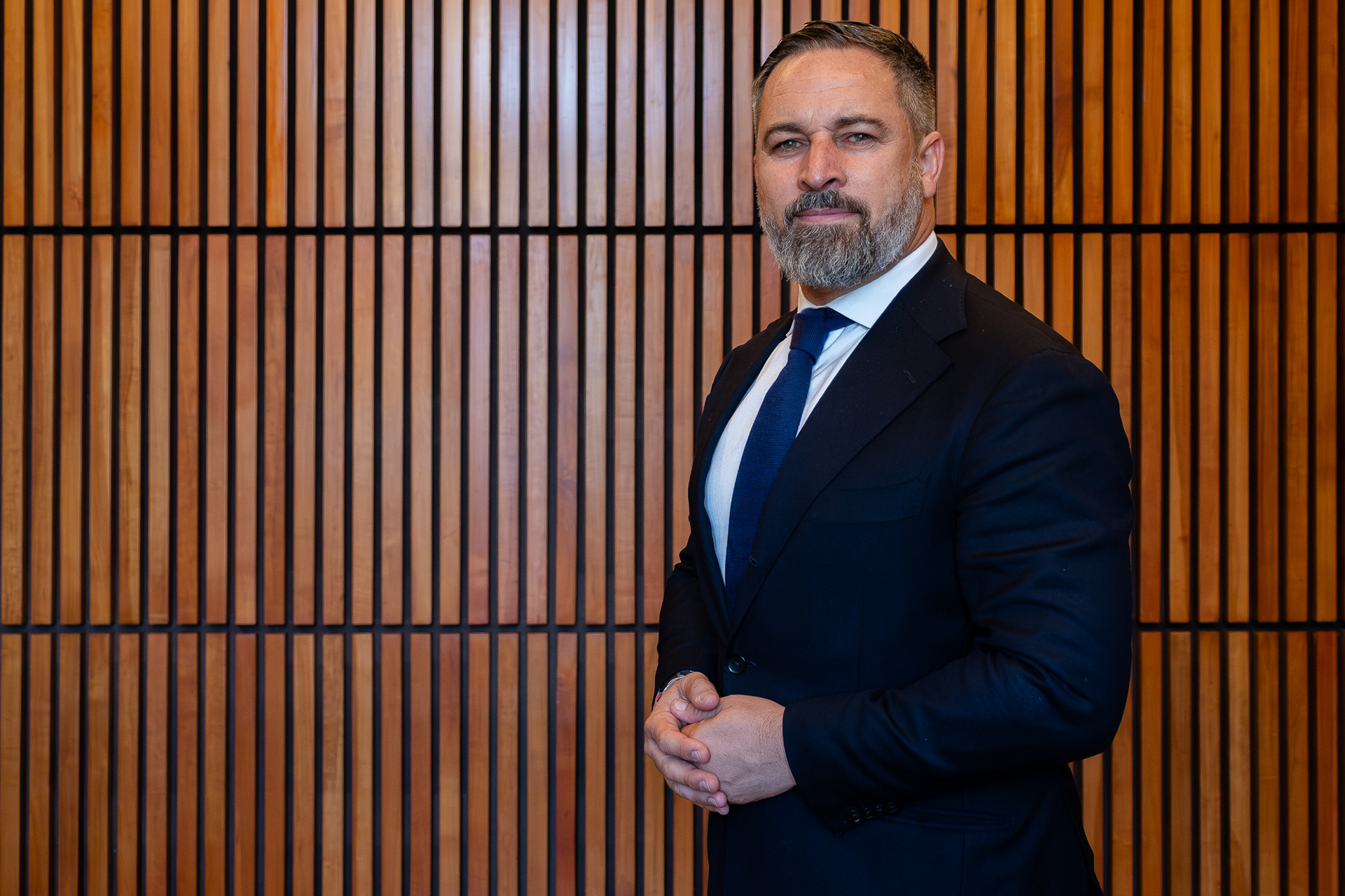 Santiago Abascal Conde es un político ultraconservador español, líder del partido político Vox