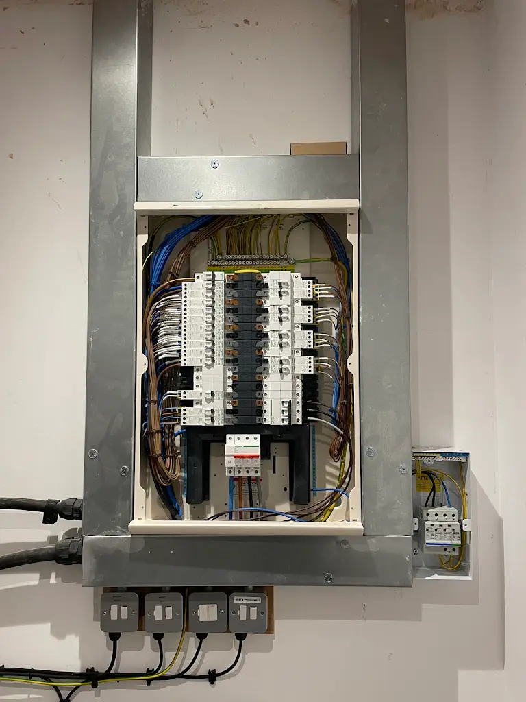 Fuse board installation