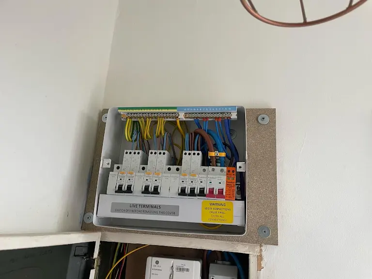 Fuse board installation