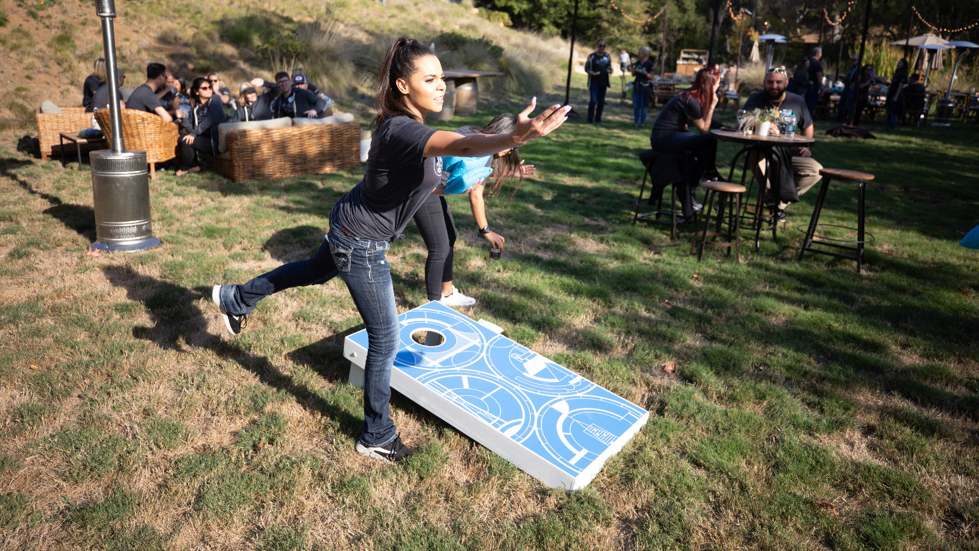 CEO Sales Club Cornhole Set