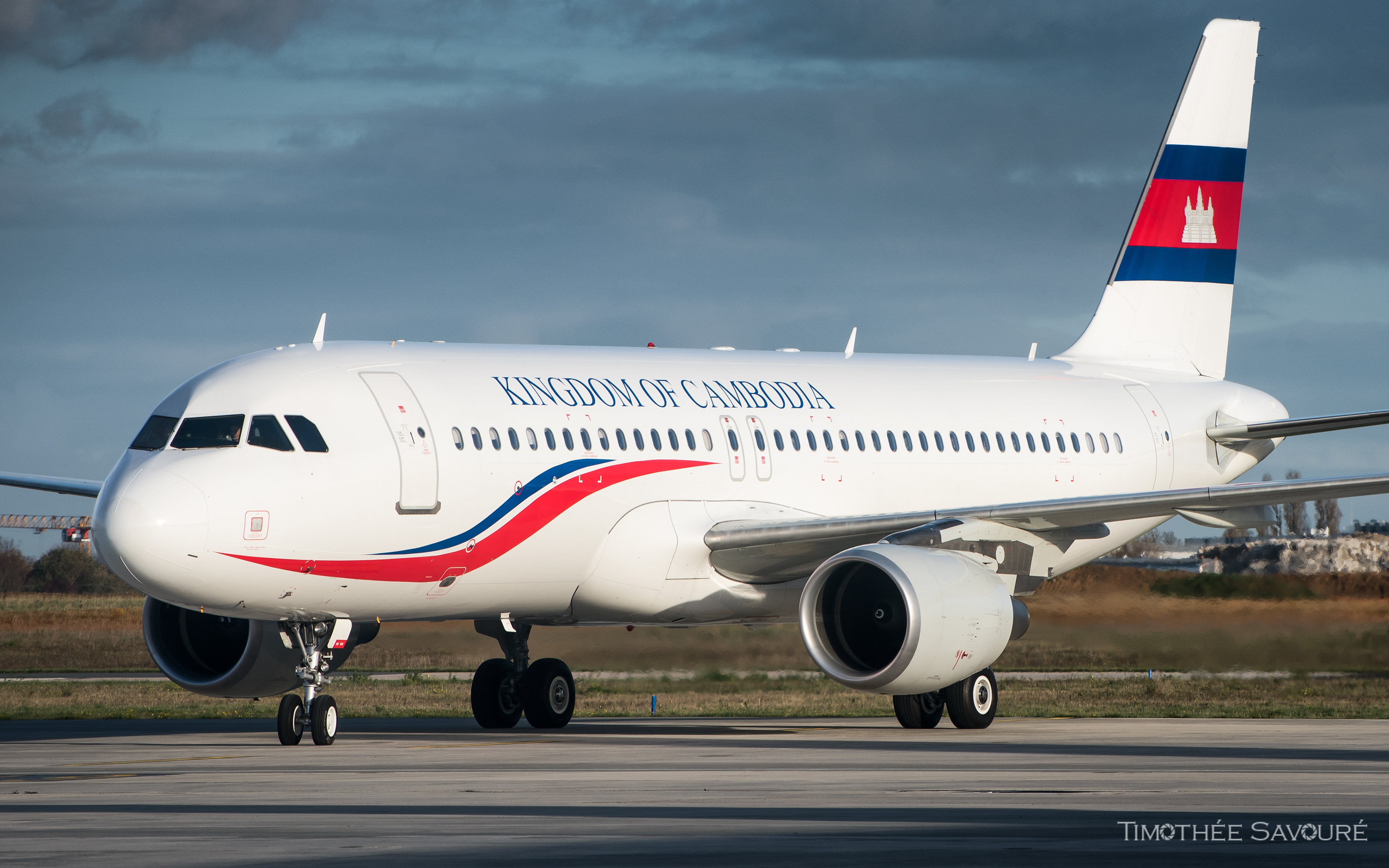 Kingdom of Cambodia - Airbus A320 | B-6738