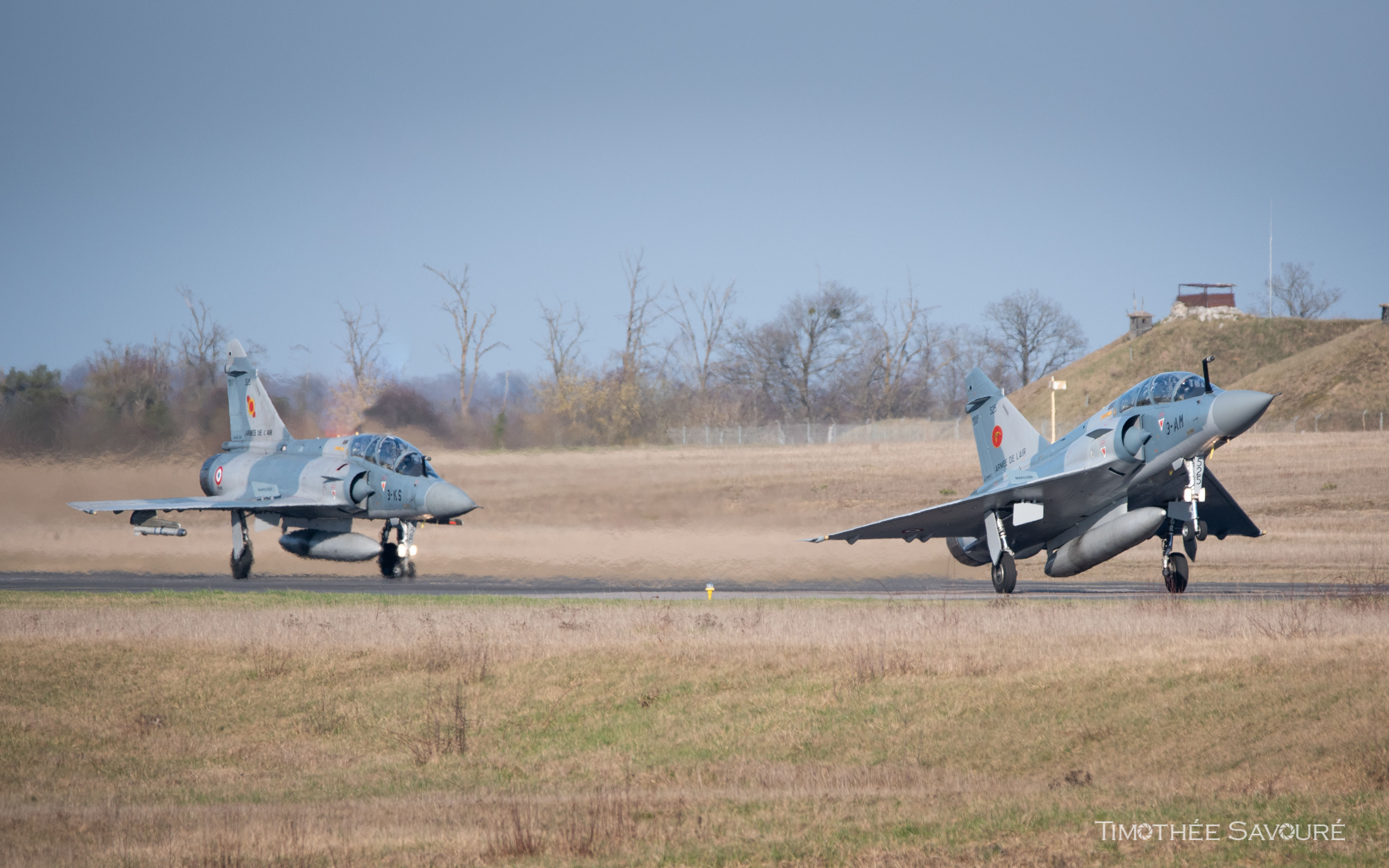 Mirage 2000B n°525 & 528 returning from a mission