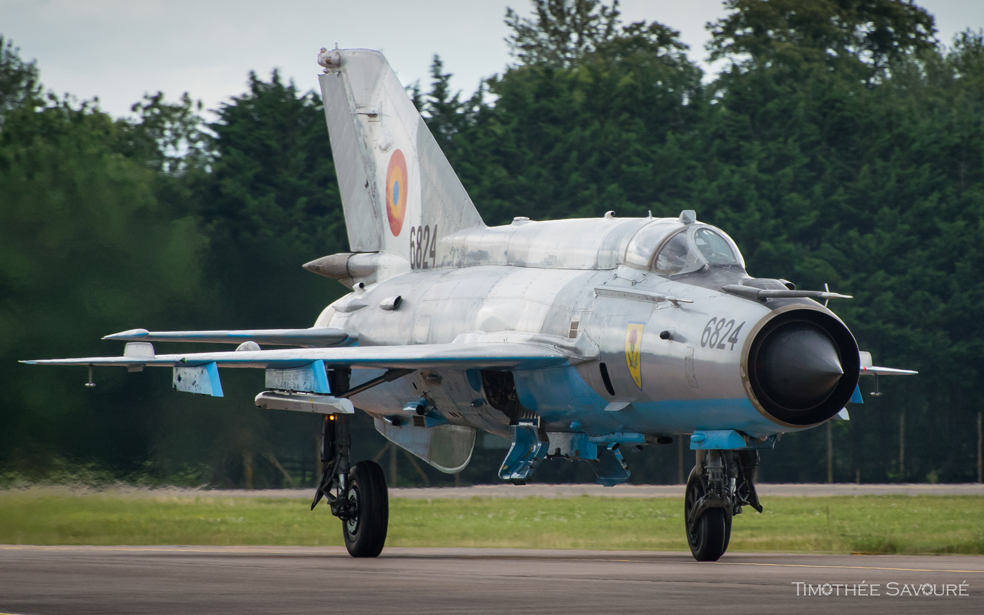 Romanian Air Force MiG-21 | 6824