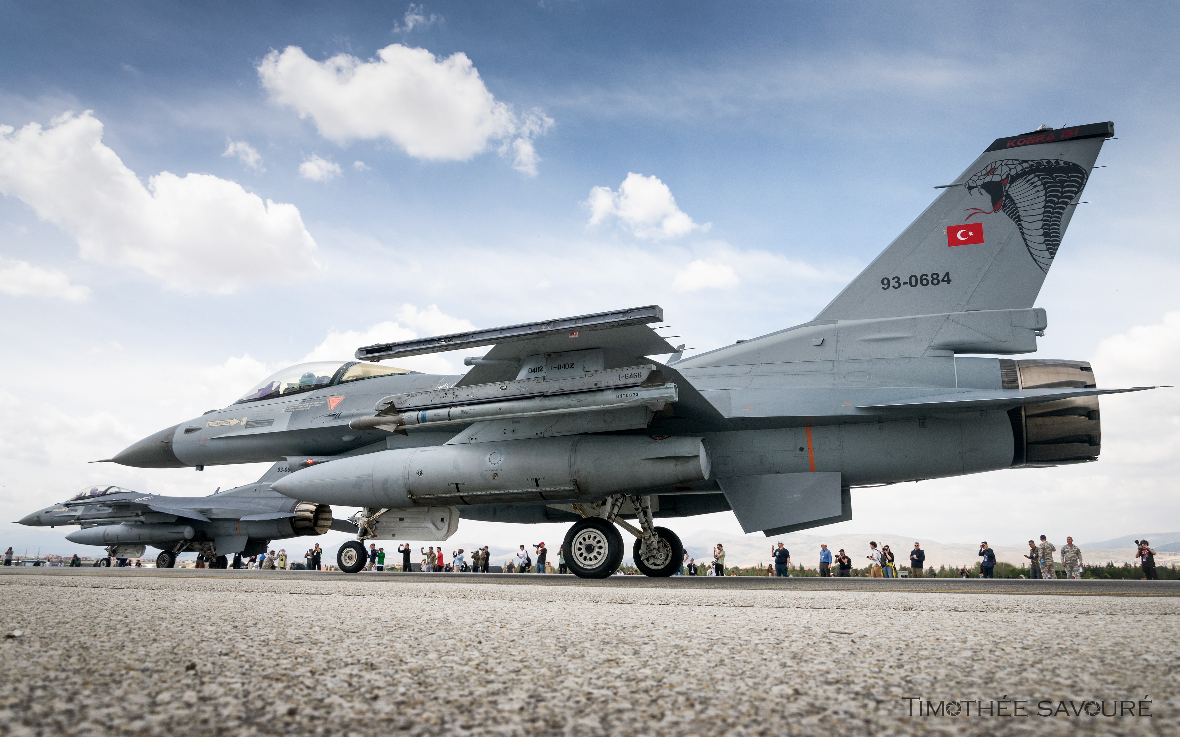 Pair of Turkish Air Force F-16C taxiing