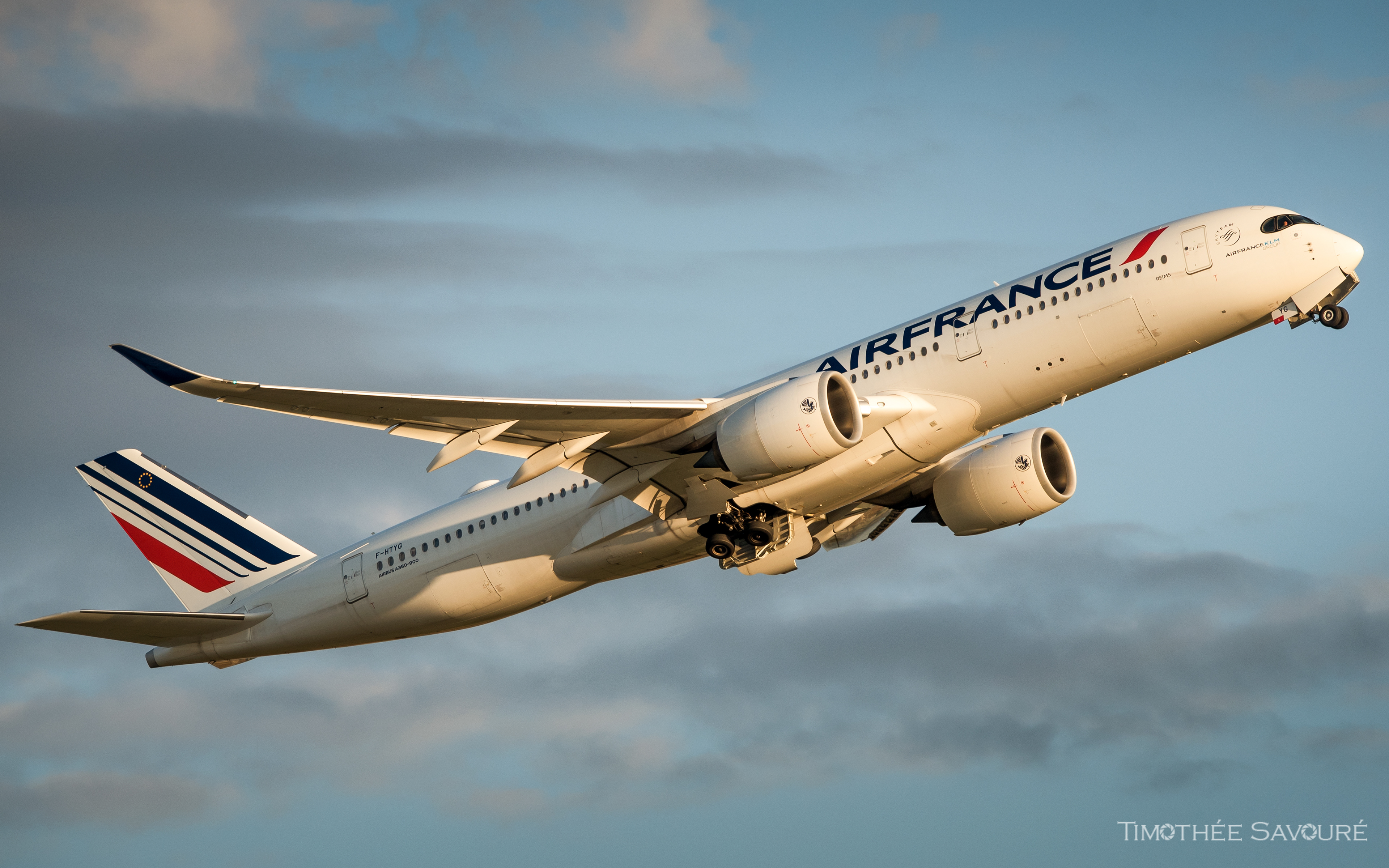 Air France Airbus A350-900 | F-HTYG
