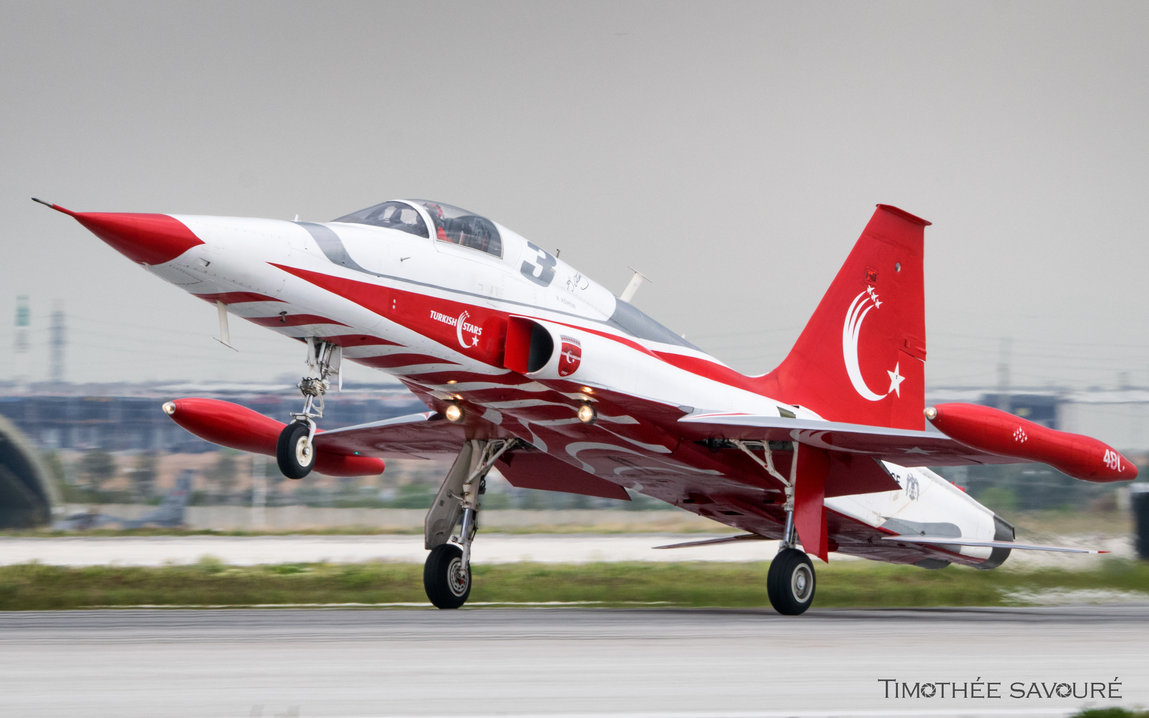 Turkish Star landing