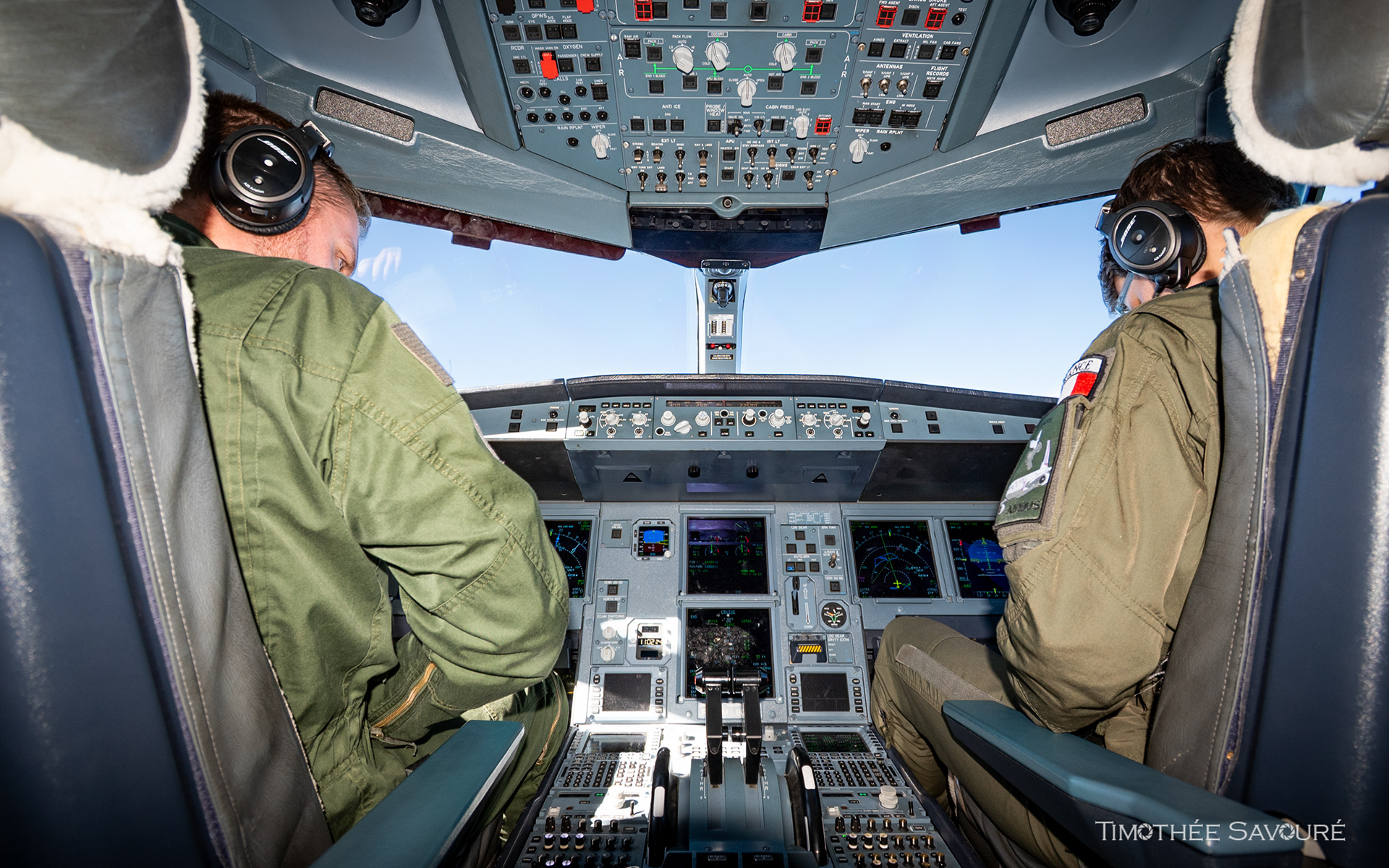 A330MRTT n°047 F-UJCM crew during the flight