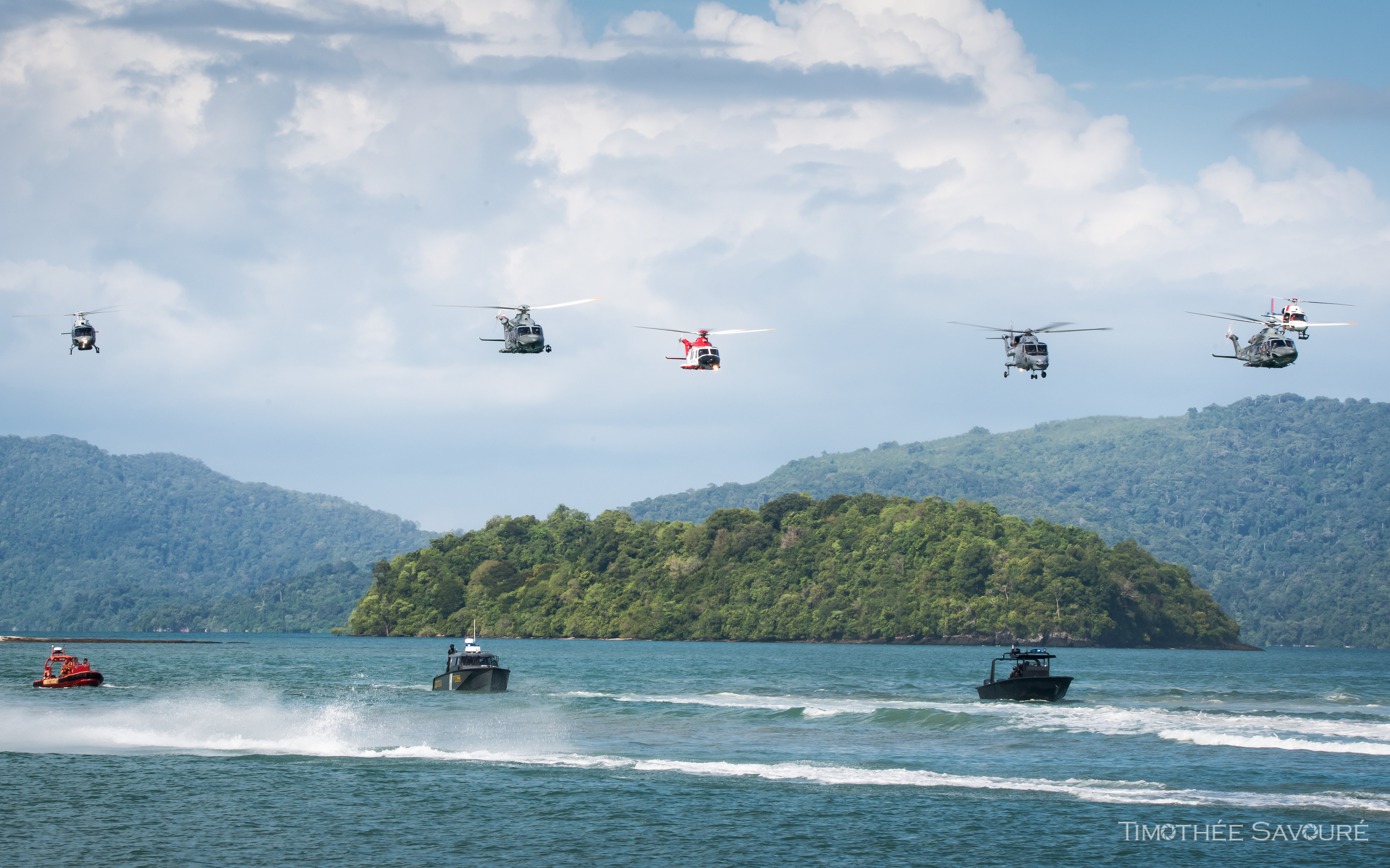 Fleet Review - Helicopters parade