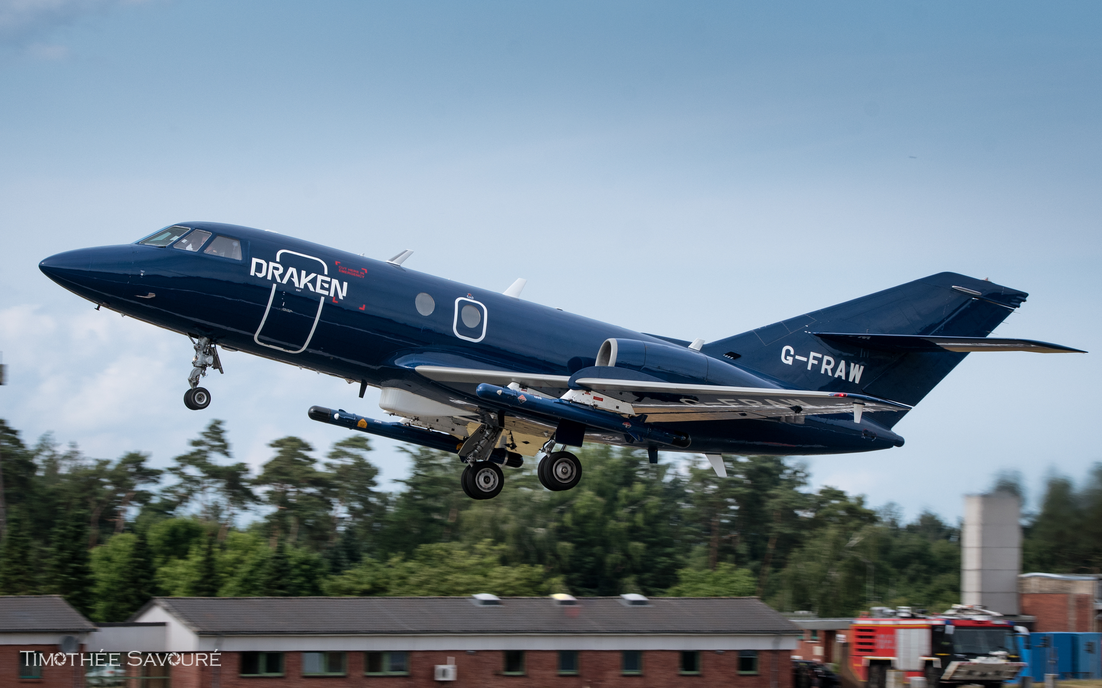 Draken International Dassault Falcon 20 | G-FRAW