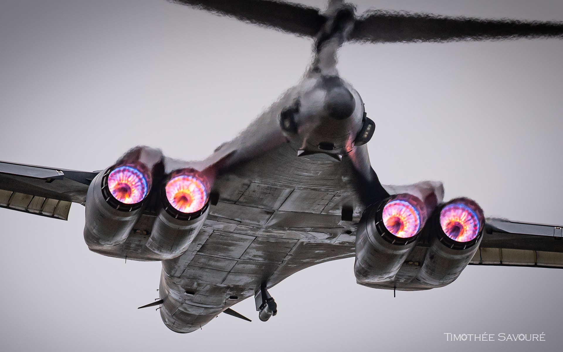 Full afterburner for this Rockwell B-1B Lancer during an Epic Fury mission