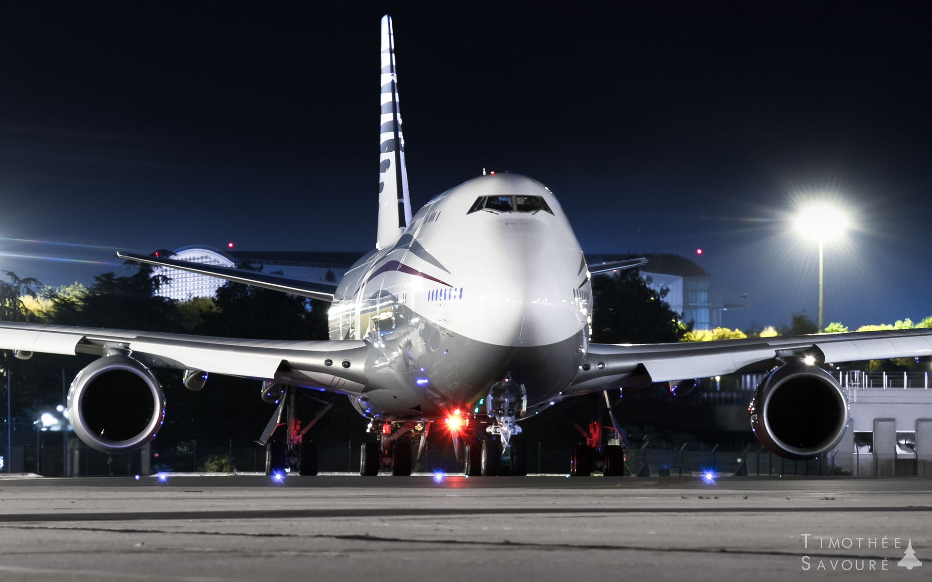 Qatar Amiri Flight Boeing 747-8I BBJ | A7-HBJ