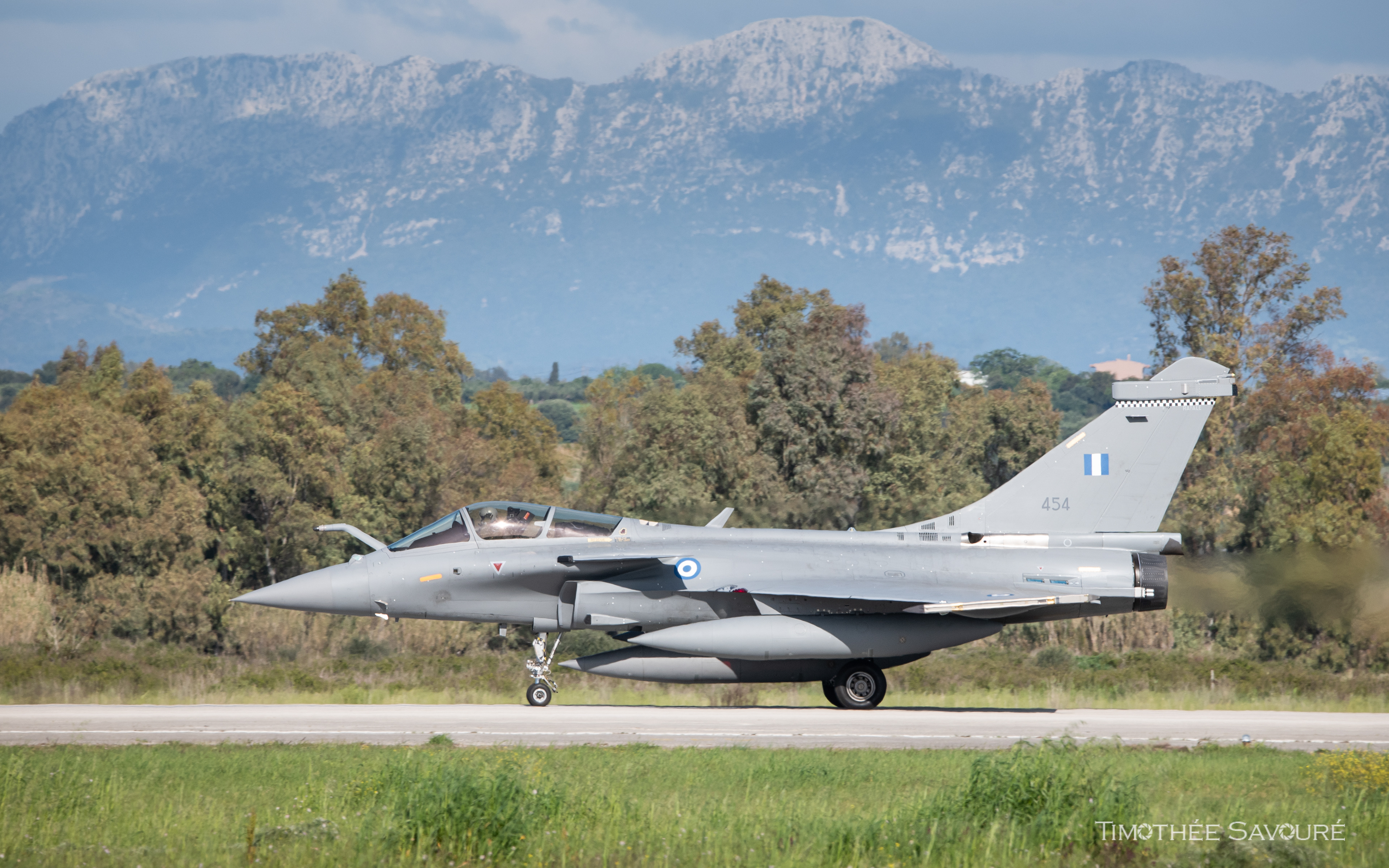 Hellenic Air Force Dassault Rafale EG slowing down on Andravida's runway | 454