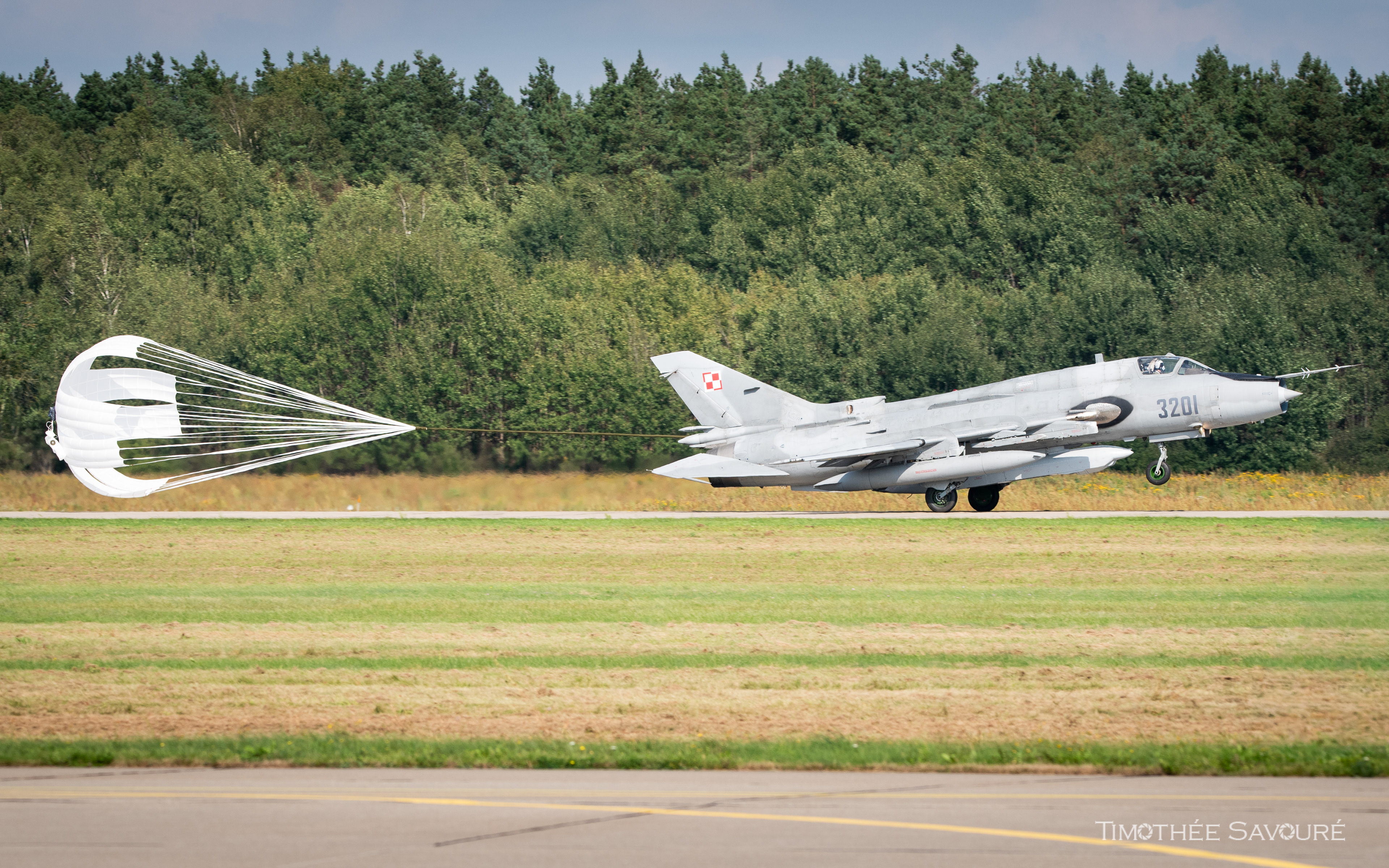 Polish Air Force Sukhoi Su-22M4 Fitter back from a reconnaissance mission with a KKR-1 pod