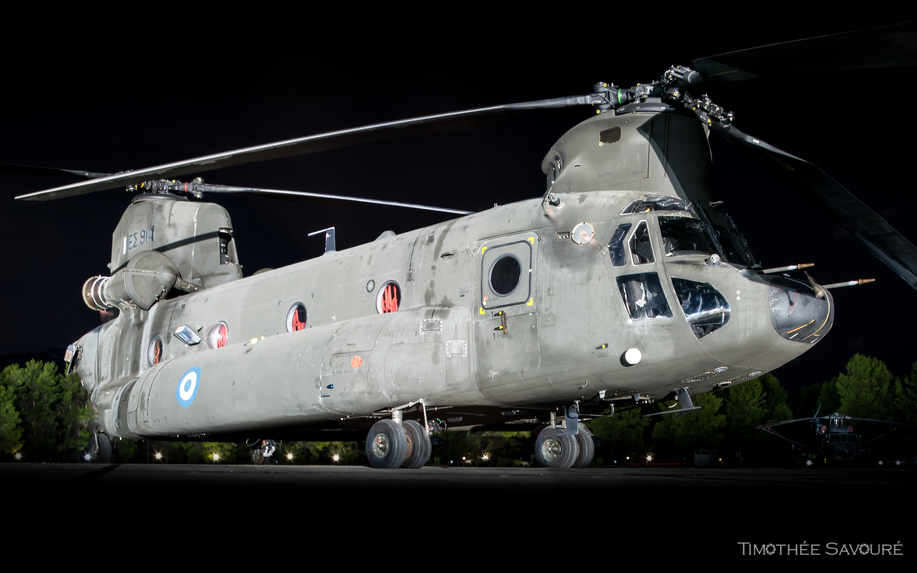 Hellenic Army Boeing CH-47D Chinook | ES914